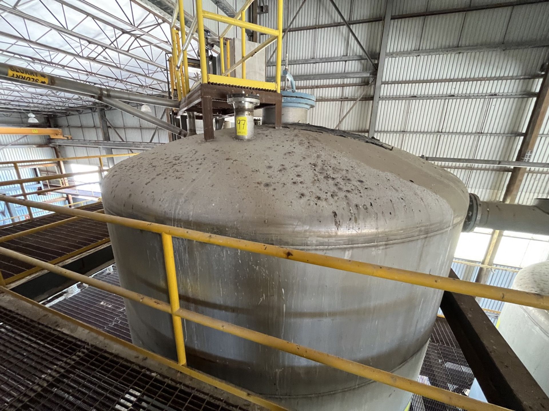 Conical storage tank with stainless steel toriesferica lid measures approximately 4.30 meters in di - Image 7 of 37