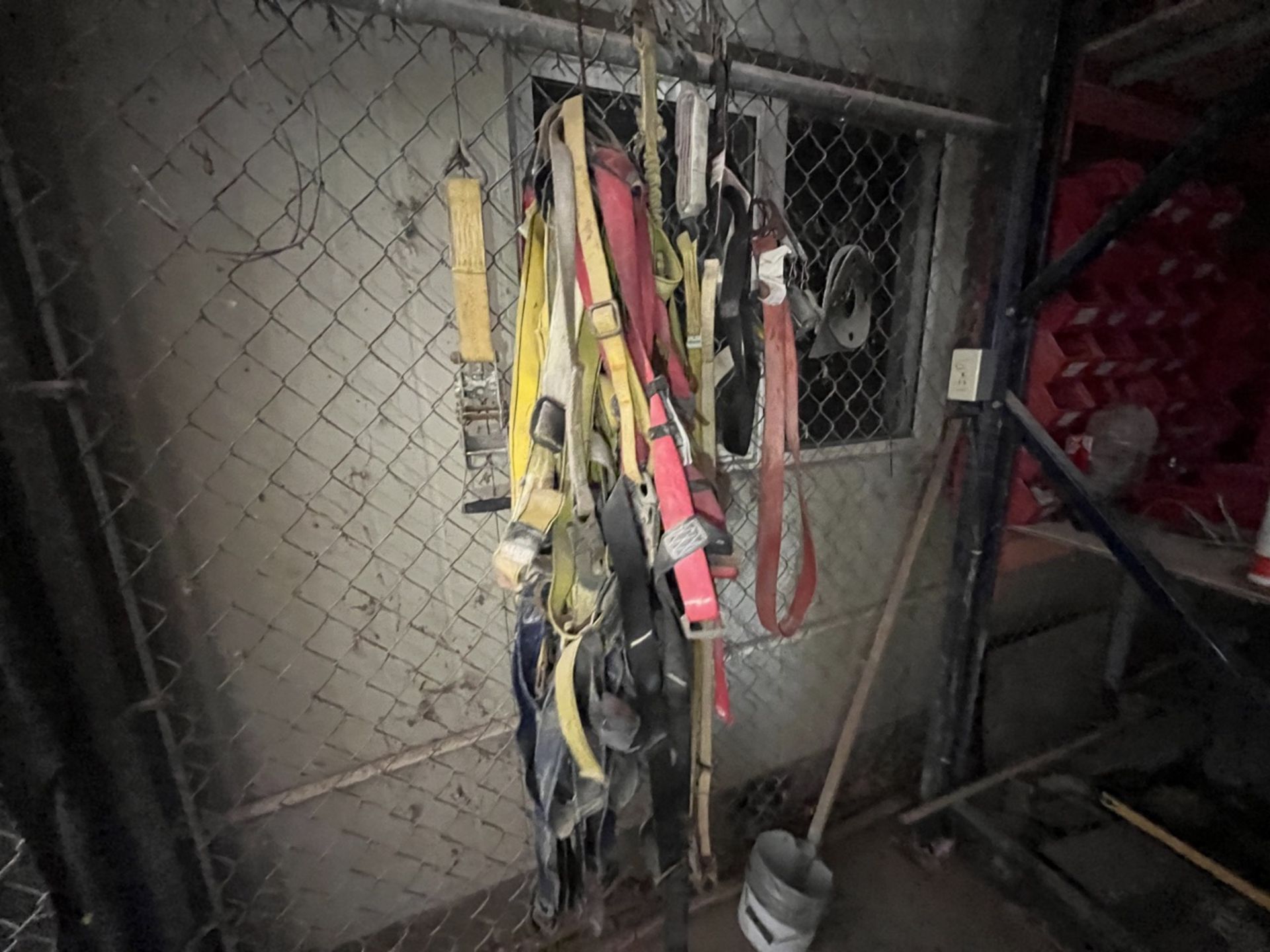 General contents of the spare parts room (zone i2,i3,i4): Belts of different brands and sizes, Calo