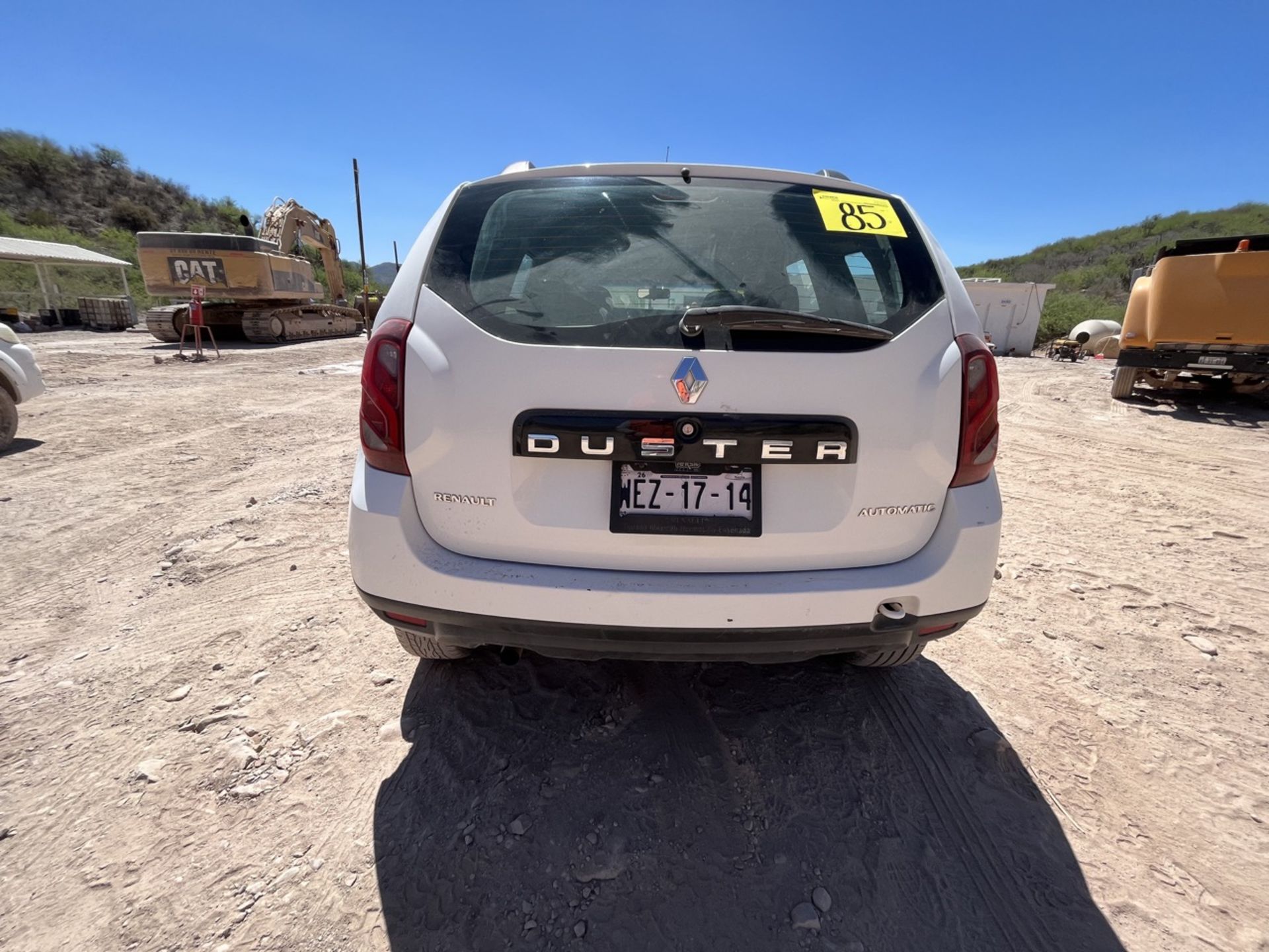 Renault Duster white vehicle, Series 9FBHS1FH4HM590467, Model 2017, automatic transmission, electr - Bild 10 aus 98