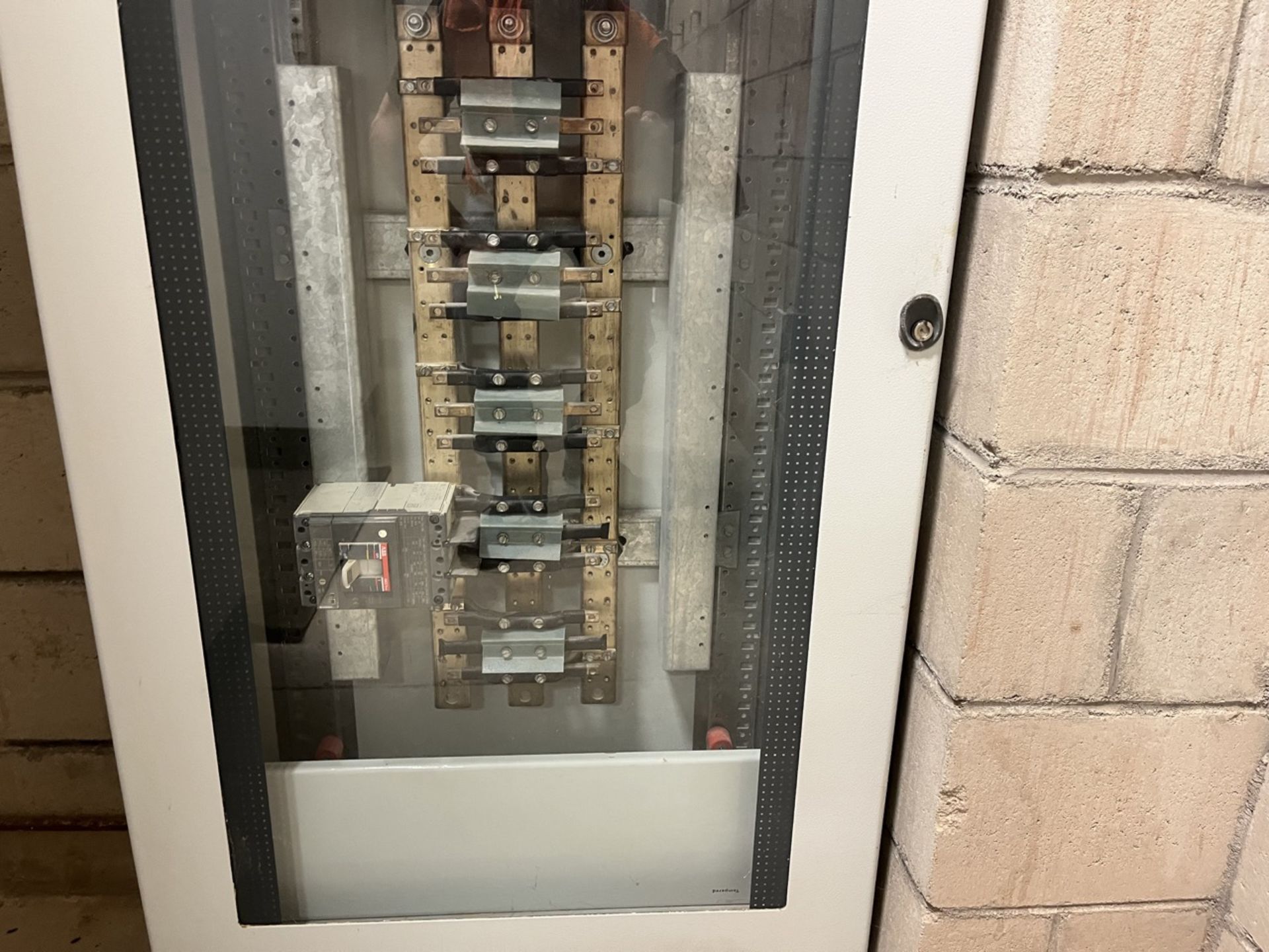 ABB distribution board, serial number 11510777/9, with ABB 400 A main switch, year 2015. / Tablero - Bild 2 aus 4