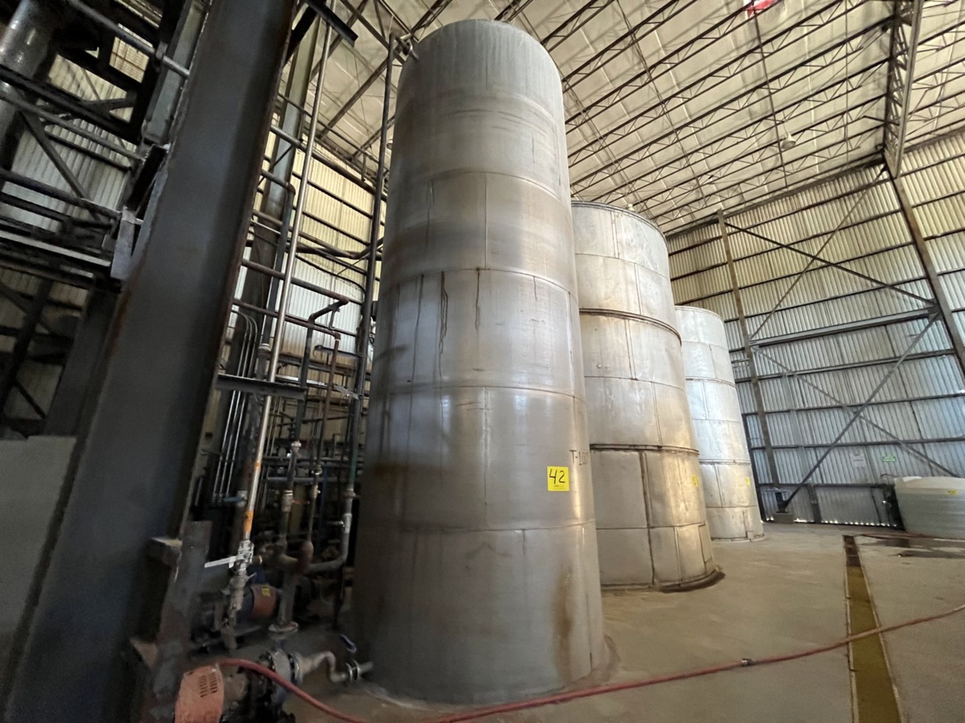 Stainless steel storage tank with a capacity of 38,000 liters, measuring approximately 2.80 meters - Bild 4 aus 9