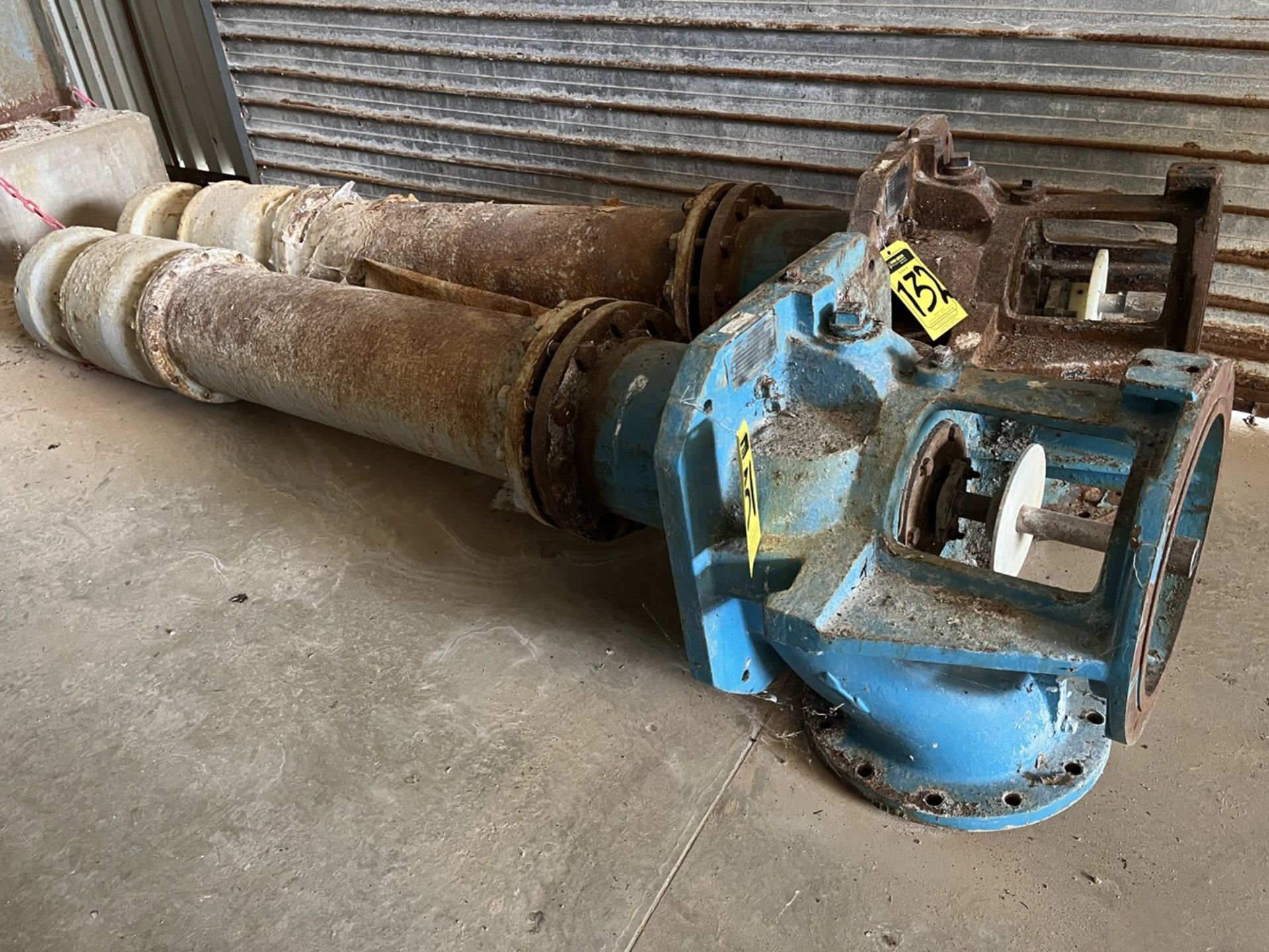 Goulds Depth Pump, Model Vit-GT, Series 4086853, Year 2015, Capacity 2500 GPM. / Bomba de extracció