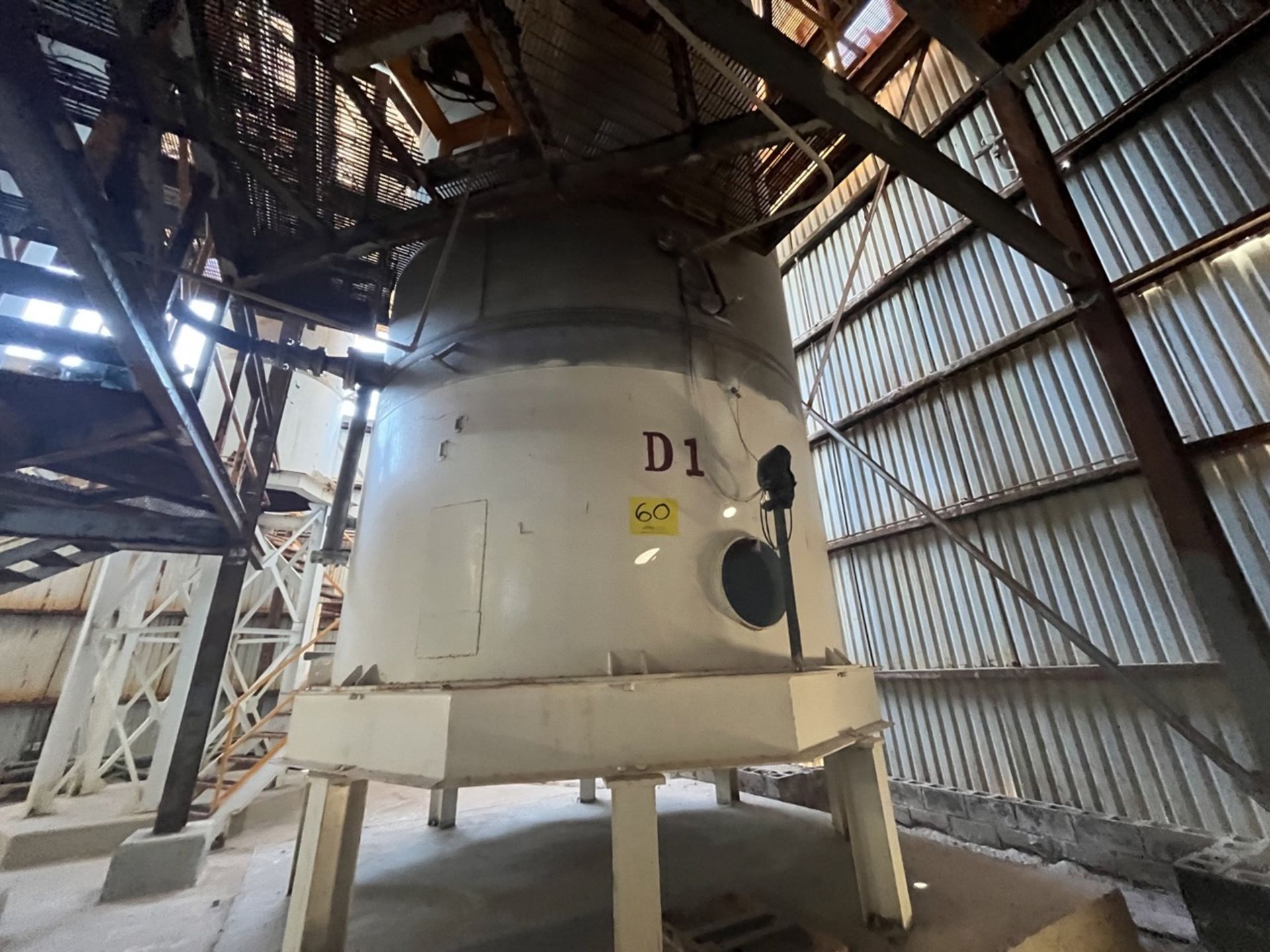 Stainless steel storage tank measuring approximately 4 meters in diameter x 7.50 meters in height; - Image 11 of 12