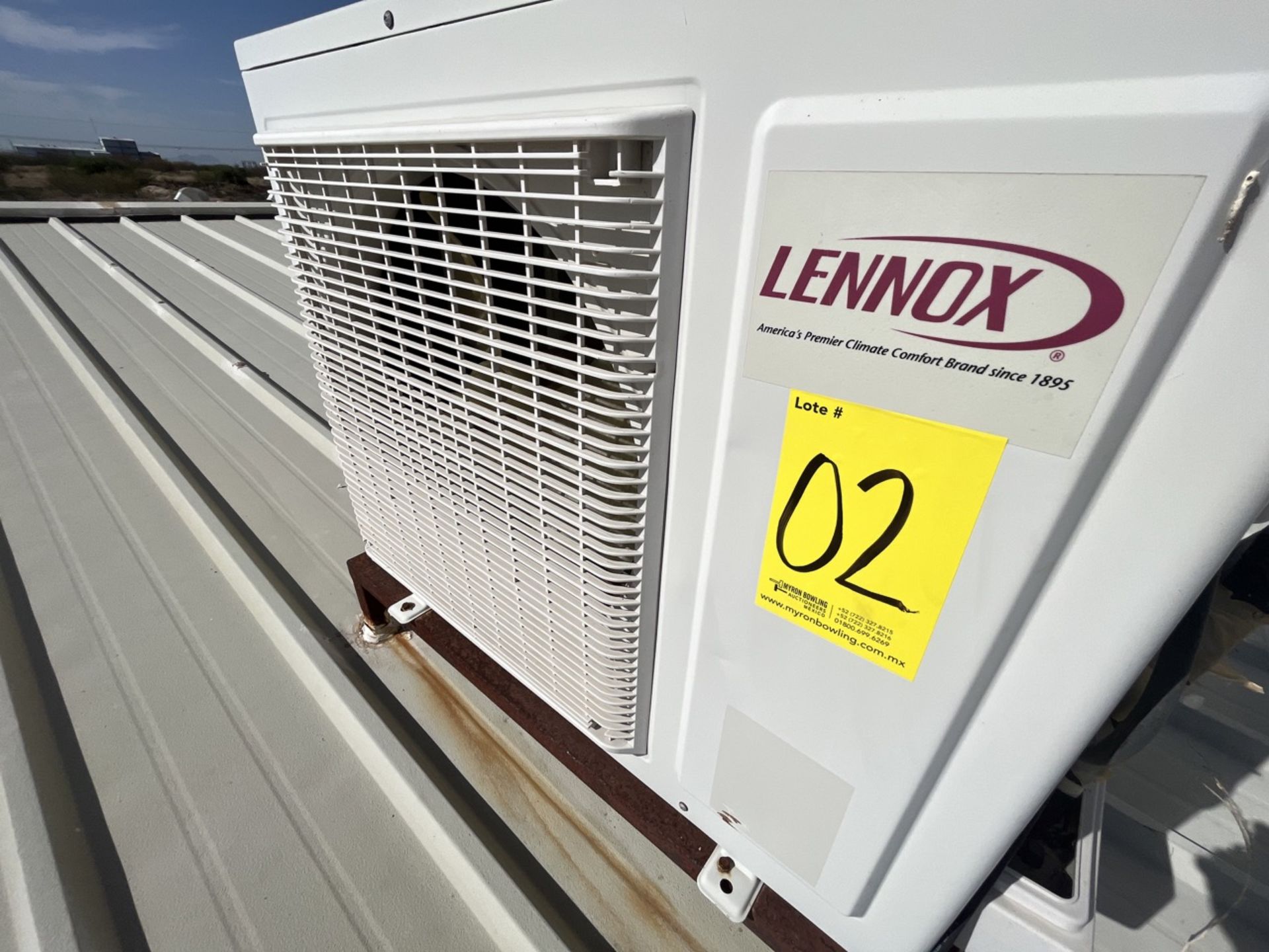 Lennox Minisplit air conditioner, Model LM024CI-100P232-1X, Series S2817B12651, 230 Volts, 60 Hz; - Image 10 of 12