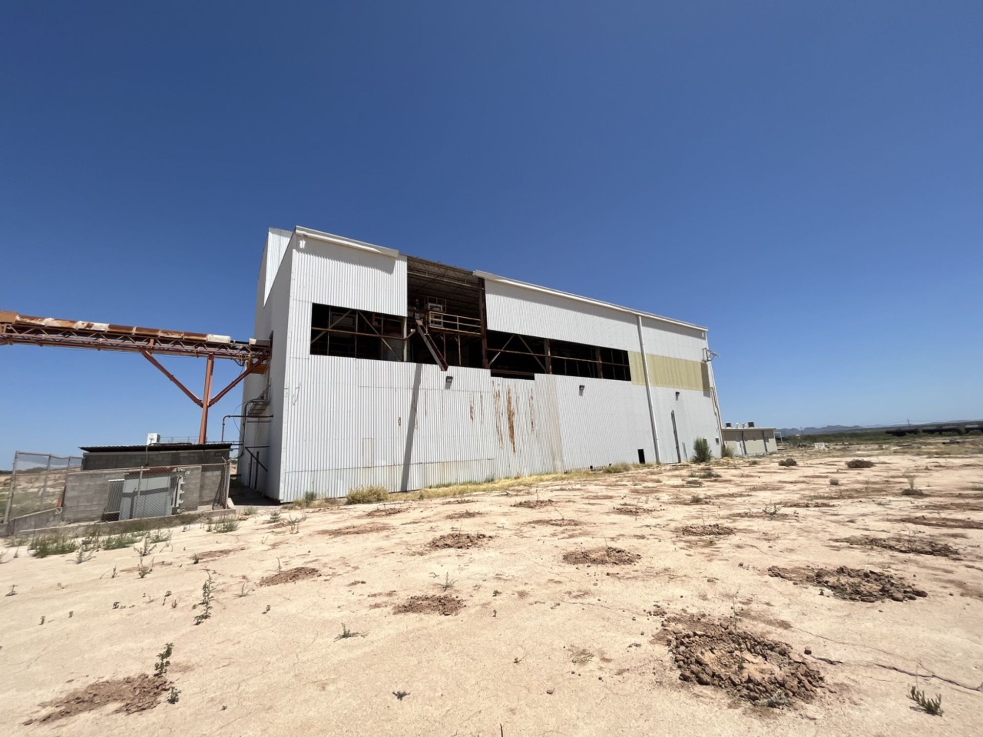 Complete Industrial Warehouse Structure - Image 5 of 141