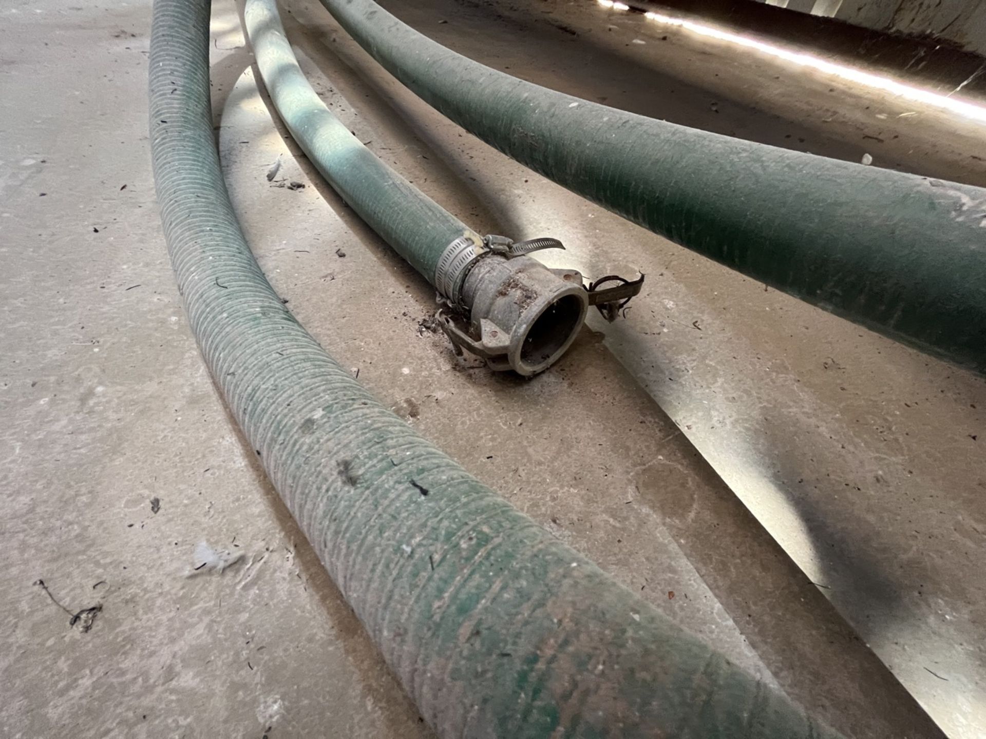 Lot of hoses in different sizes, please inspect. / Lote de mangueras en diferentes medidas, favor d - Image 4 of 8