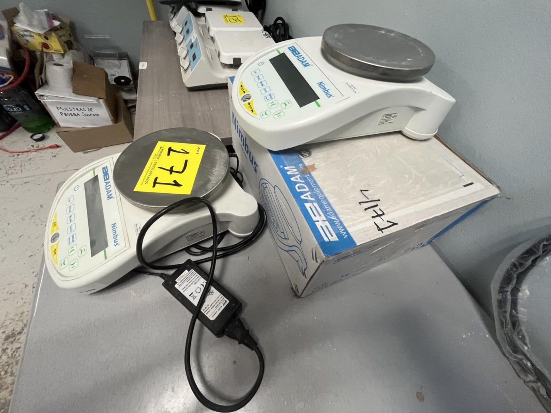 Lot of 2 Nimbus Precision Laboratory Scales, Model AEADAM, Series AE9UZ43, AE9V4207; max. 8200 gr. - Image 2 of 5