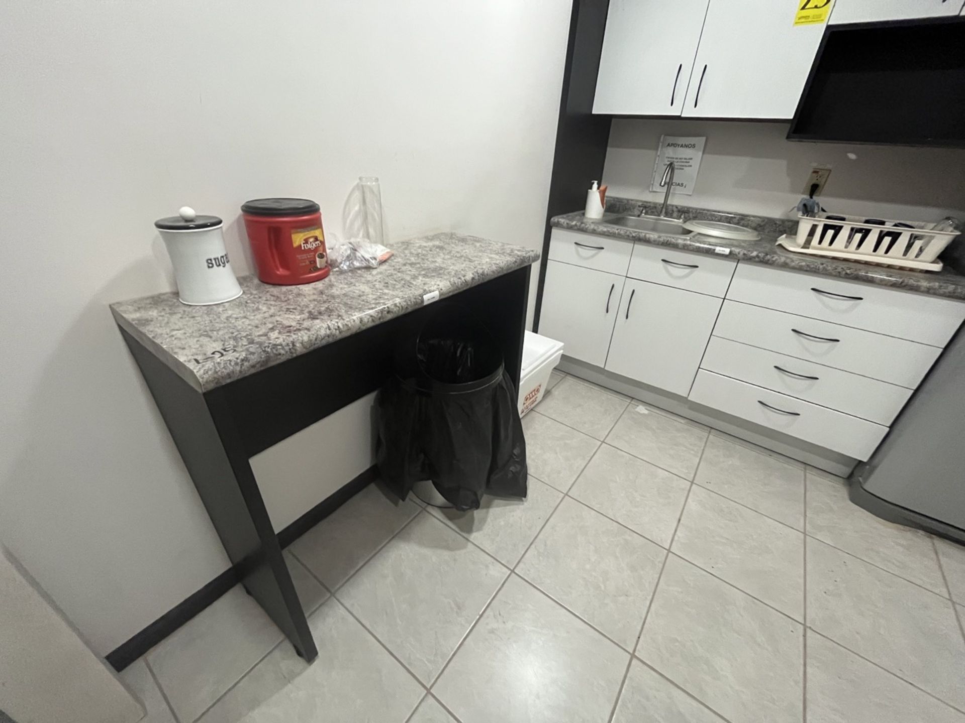 Kitchen station with melamine cover , single stainless steel sink and with mixer tap, measuring app