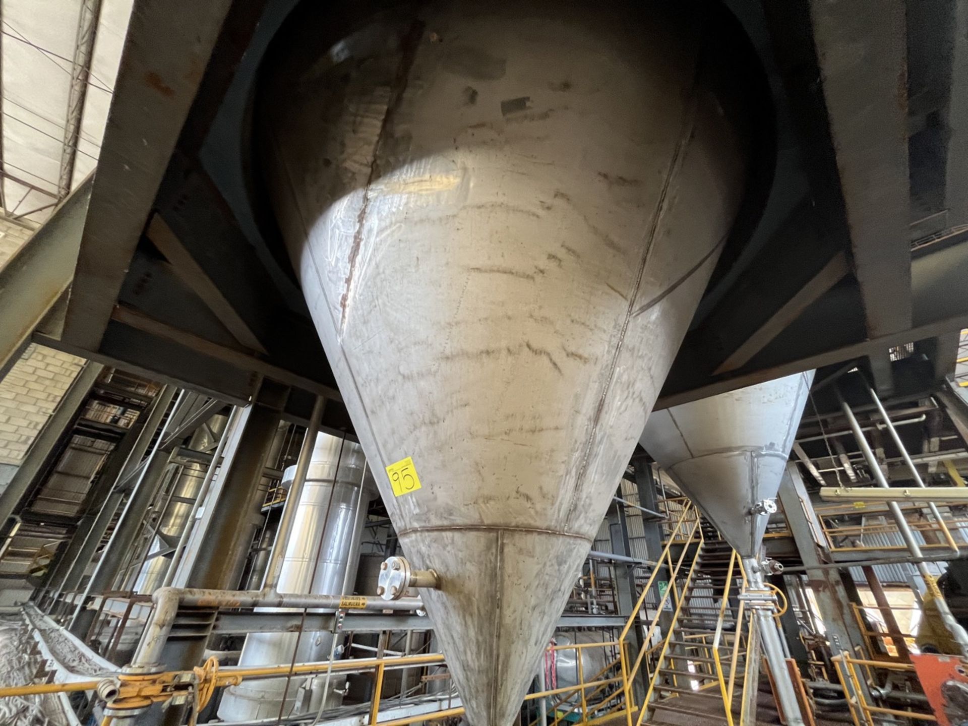 Conical storage tank with stainless steel toriesferic lid, measuring approximately 3.70 meters in d - Image 20 of 23