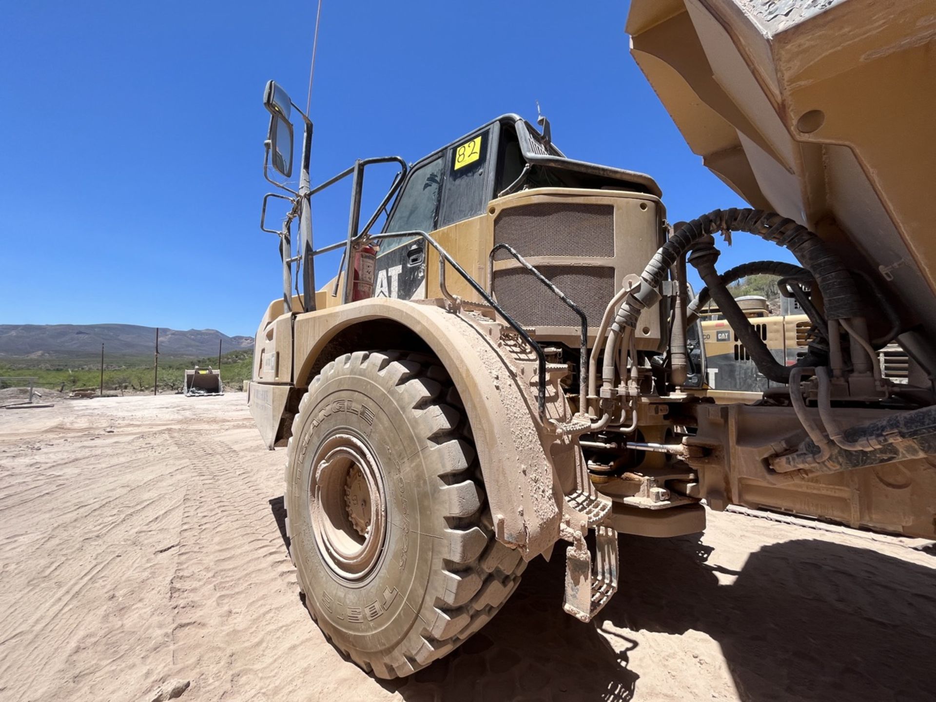 Caterpillar Articulated dump truck, Model 740B, Series CAT0740BAL4E02420 , Year 2013, Hours of use: - Image 14 of 46