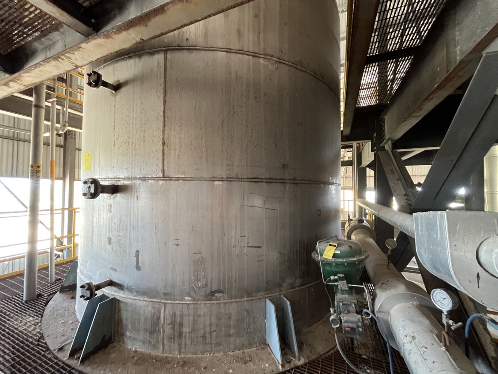 Conical storage tank with stainless steel toriesferica lid measures approximately 4.30 meters in di - Image 20 of 37