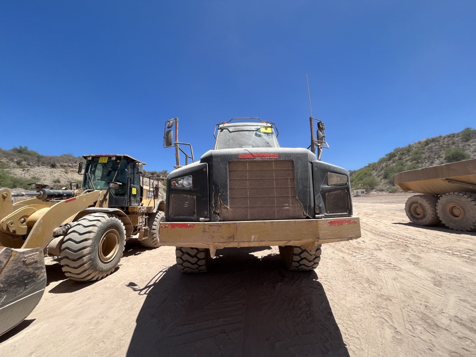 Caterpillar Articulated dump truck, Model 740B, Series CAT0740BAL4E02420 , Year 2013, Hours of use: - Image 25 of 46