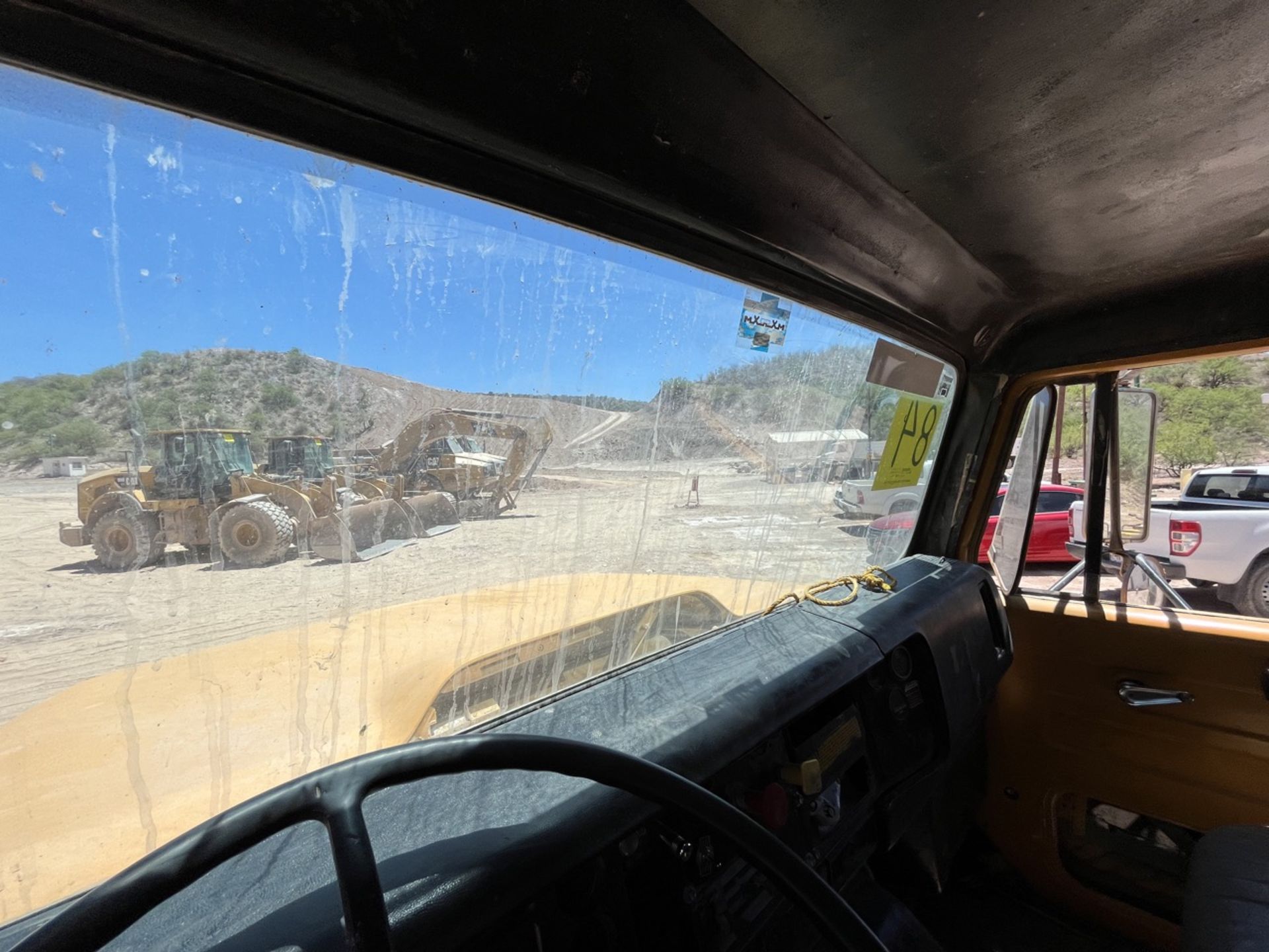 Navistar Dump Truck, Model F-2574, Year 1988, Series 1HTZPGCT2JH612160; Cummins motor, Model LTA10, - Bild 43 aus 58