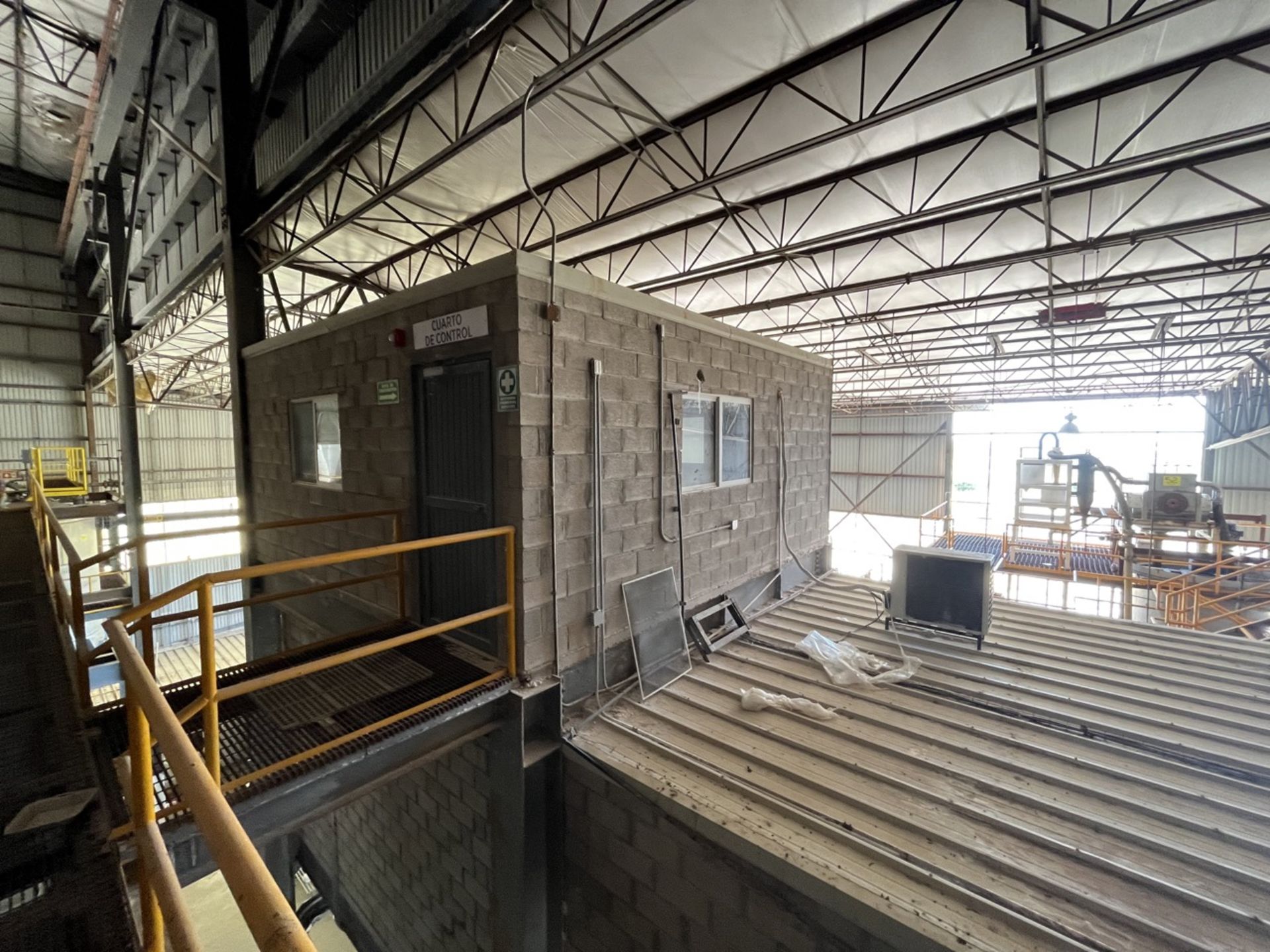 Complete Industrial Warehouse Structure - Image 128 of 141