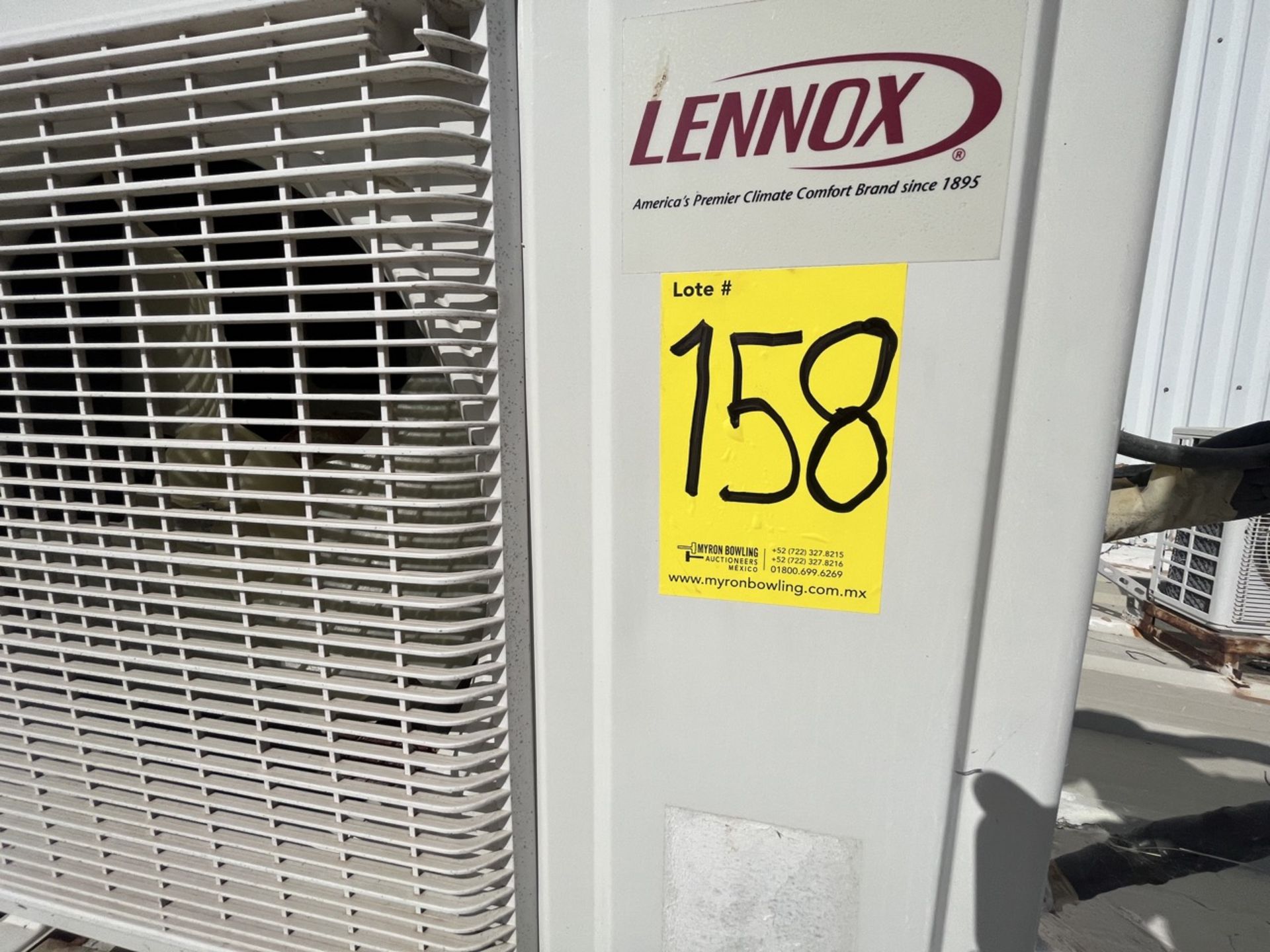 Lennox Minisplit air conditioner, Model LM024CI-100P232-1X, Series S2817B12647, 230 Volts, 60 Hz; I - Image 6 of 7