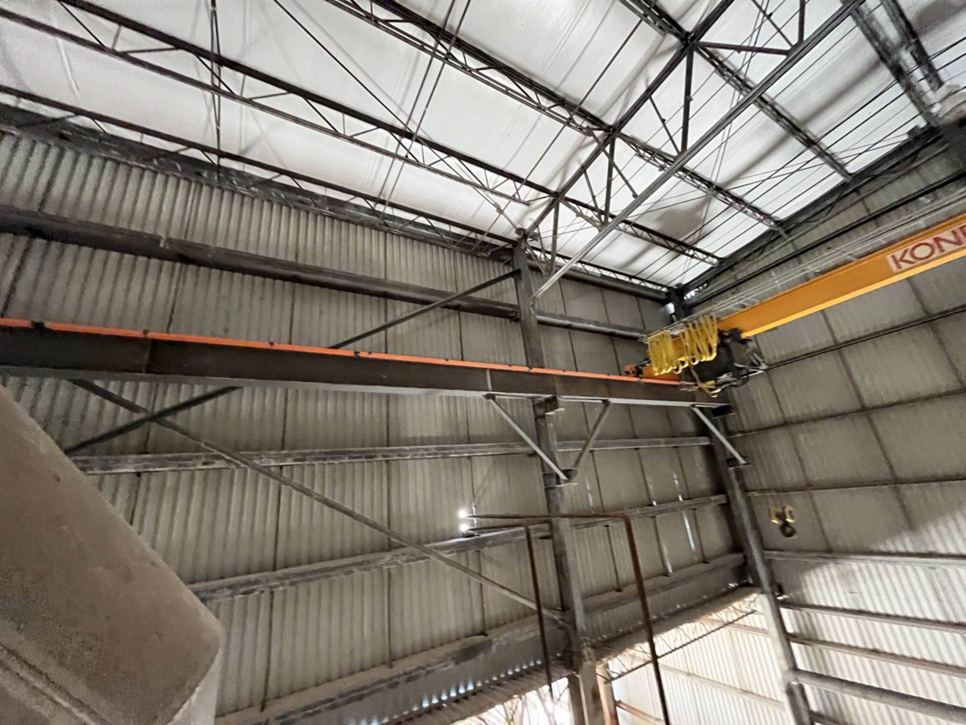 Konecranes overhead crane with a load capacity of 10 tons and a 15-meter lifting capacity; includes - Image 6 of 19