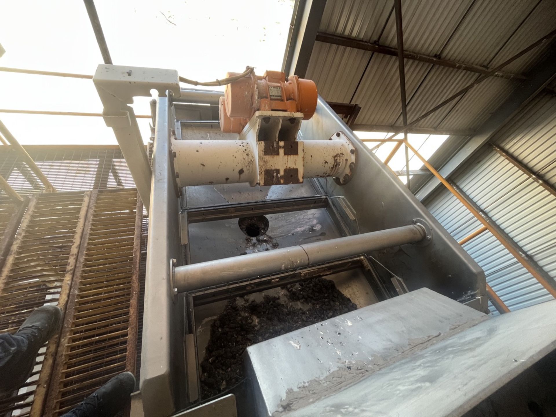 SWECO Stainless steel vibrating screen , equipped with two ITALVIBRAS G. SILINGARDI motors , model - Image 19 of 31
