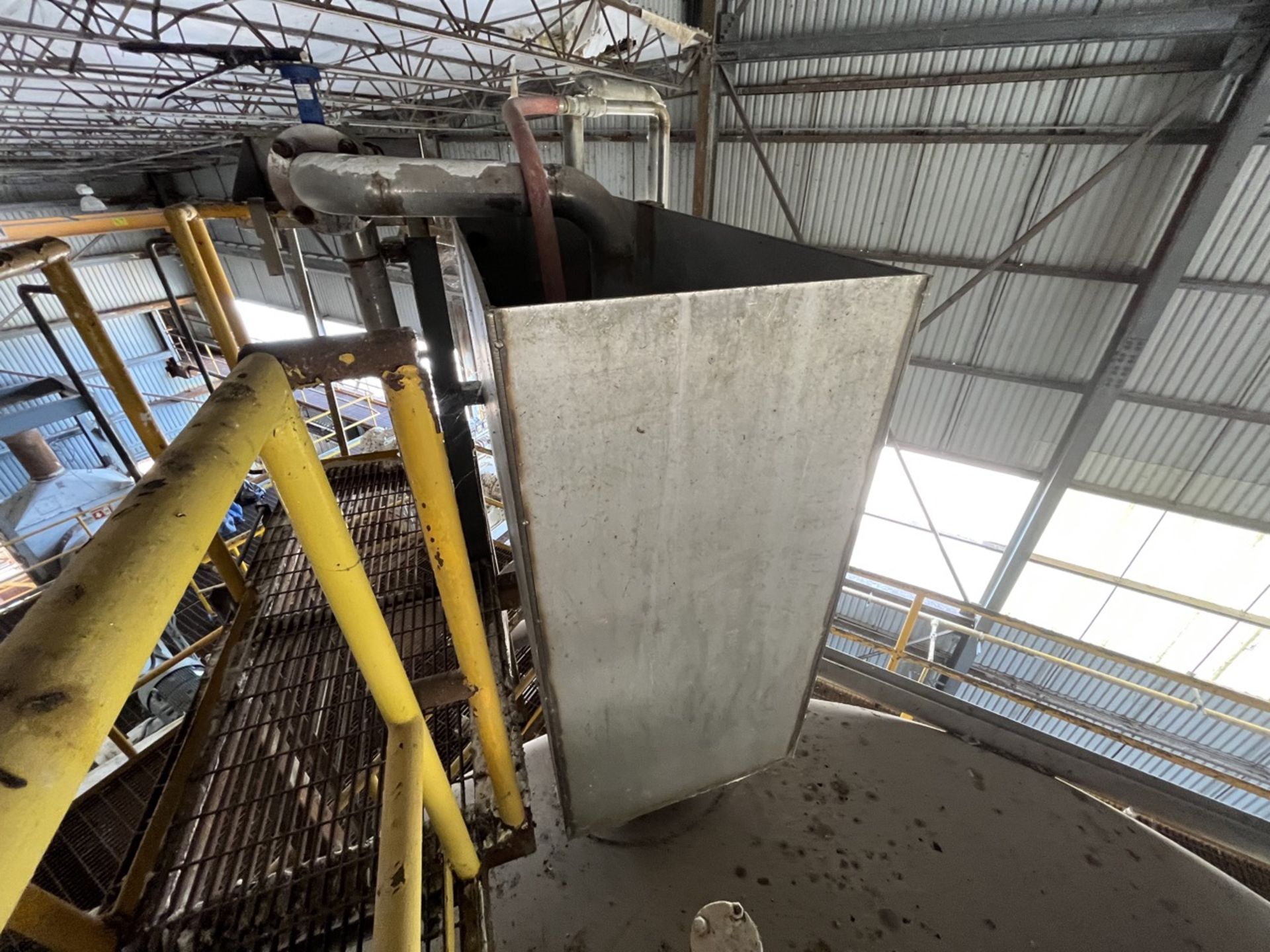 Conical storage tank with stainless steel toriesferica lid measures approximately 4.30 meters in di - Bild 29 aus 37