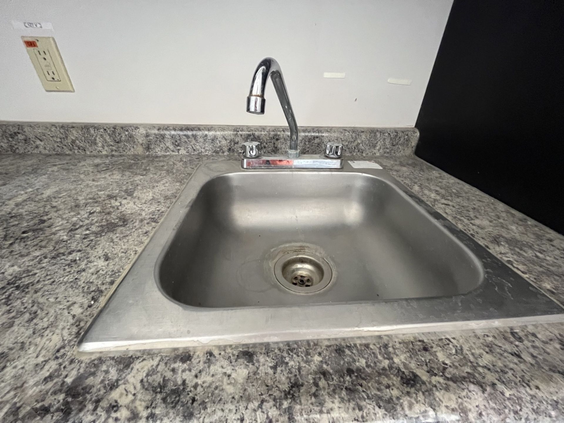 Kitchen station of 4 drawers with melamine cover with single stainless steel sink with mixer tap of - Image 12 of 13