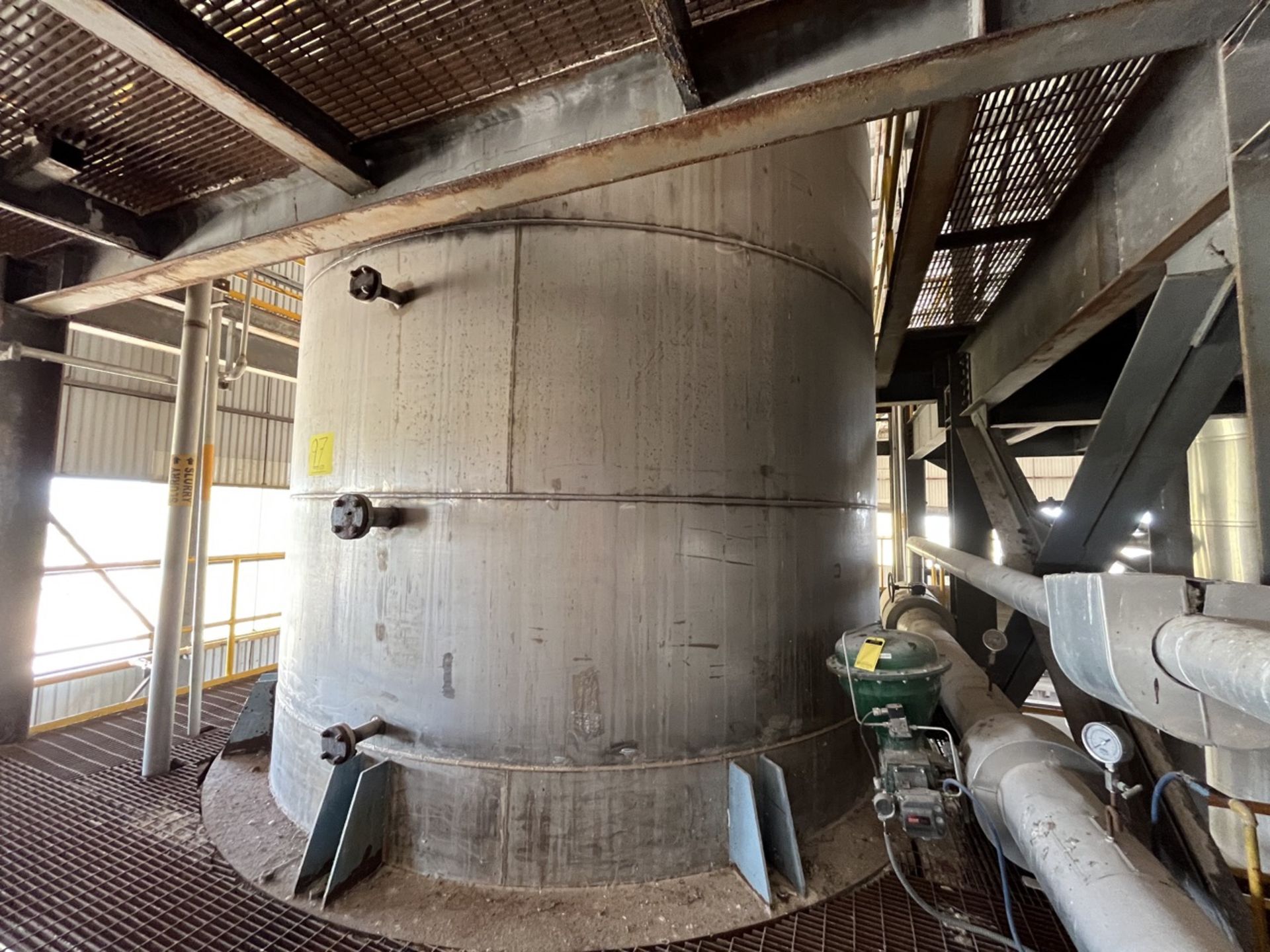 Conical storage tank with stainless steel toriesferica lid measures approximately 4.30 meters in di - Image 5 of 37