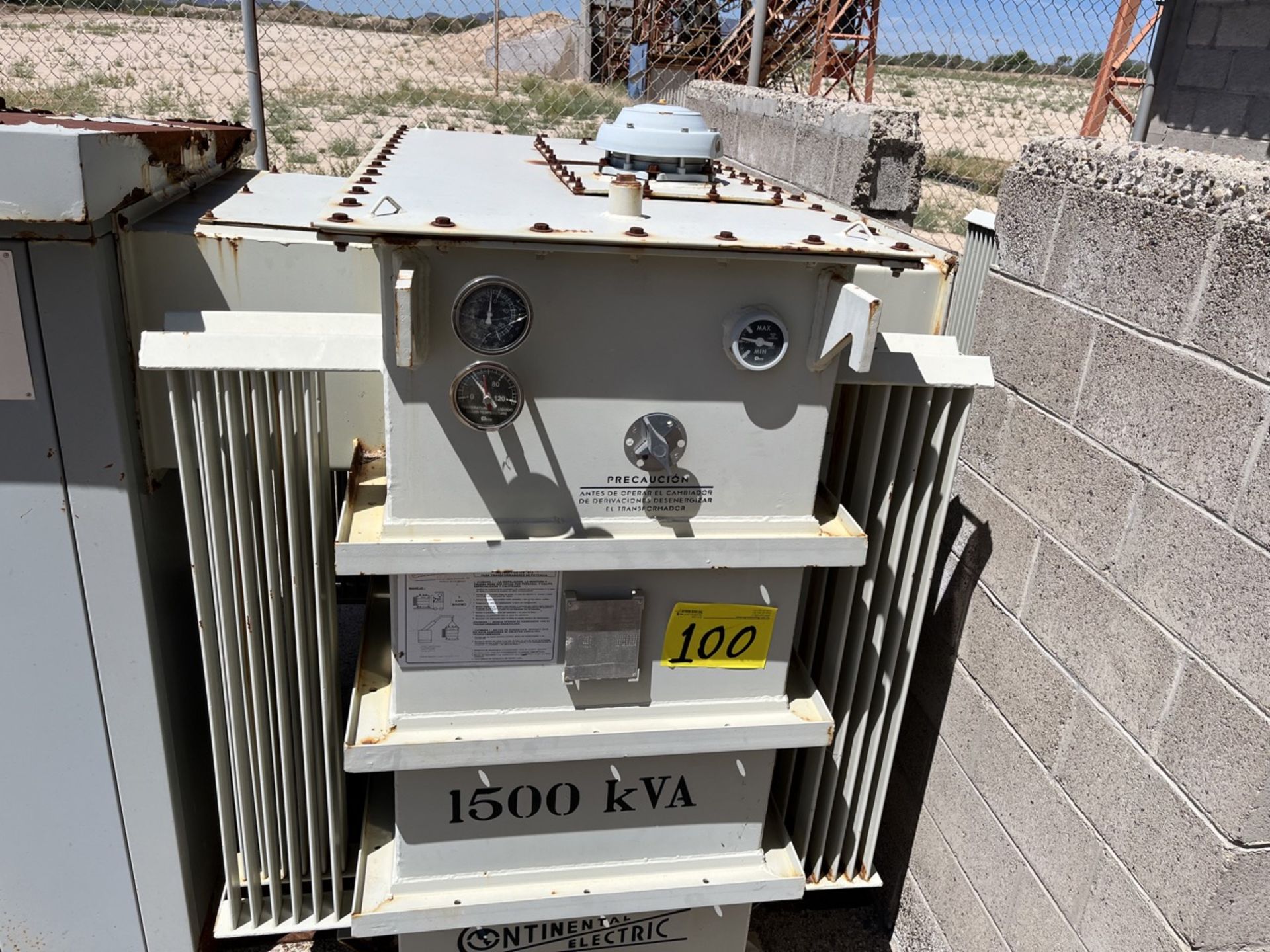 Continental Electric 1500 kVA oil-filled transformer, primary voltage 13200 and secondary 480/277, - Image 3 of 4