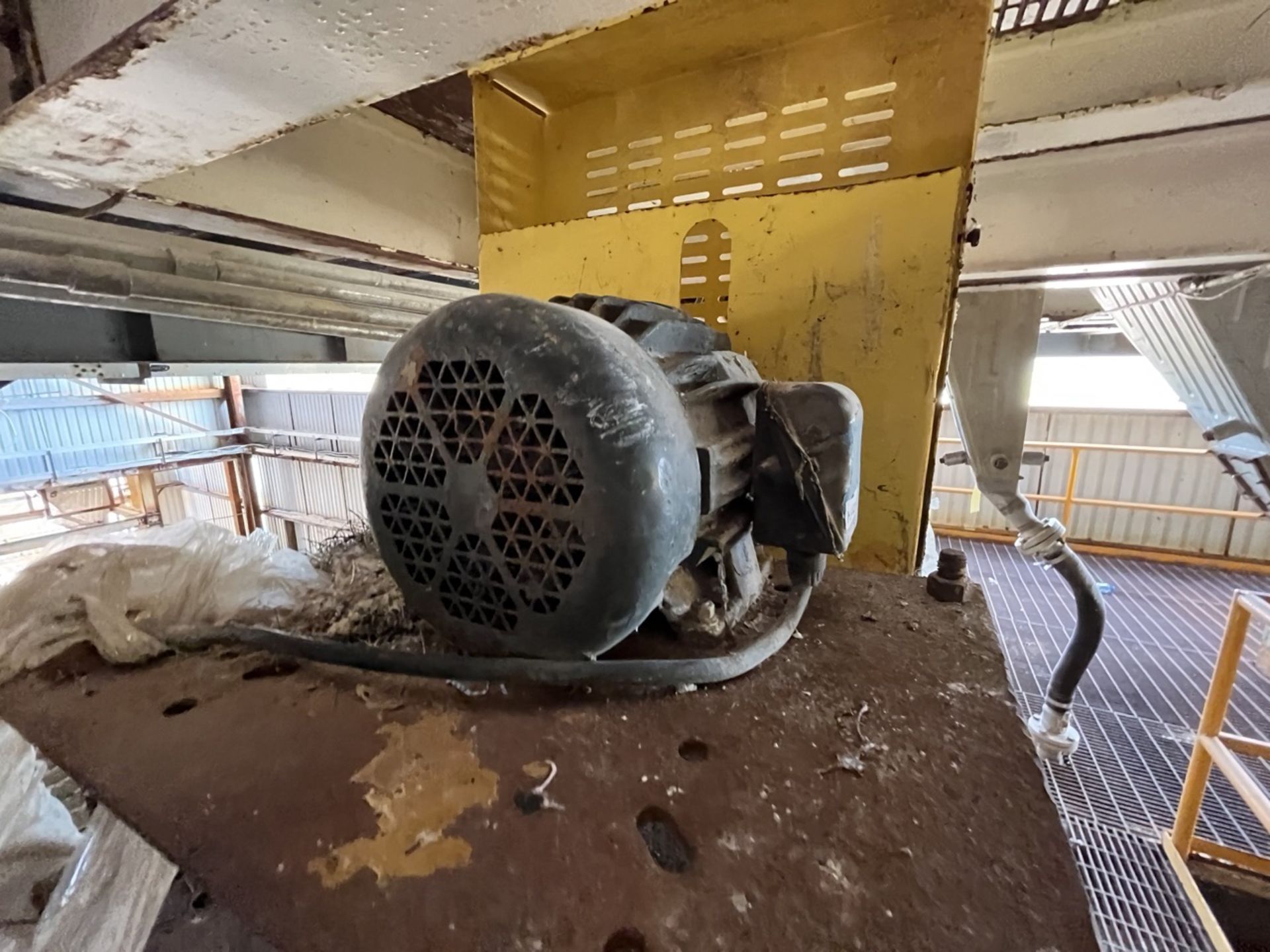 Helicoidal conveyor in stainless steel square type of 8 meters of approximate length, measuring 50 - Image 17 of 20