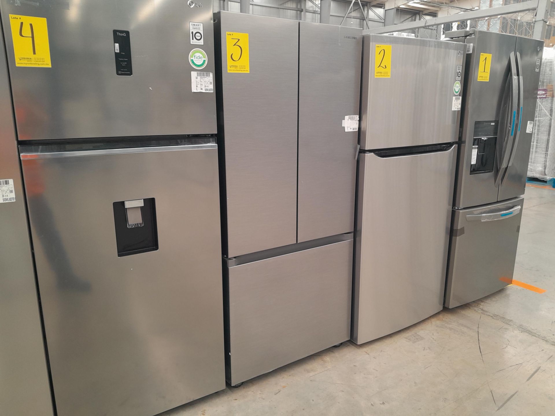 (NUEVO) Lote de 1 Refrigerador Marca SAMSUNG, Modelo RF22A4010S9, Serie 02400N, Color GRIS - Image 2 of 5