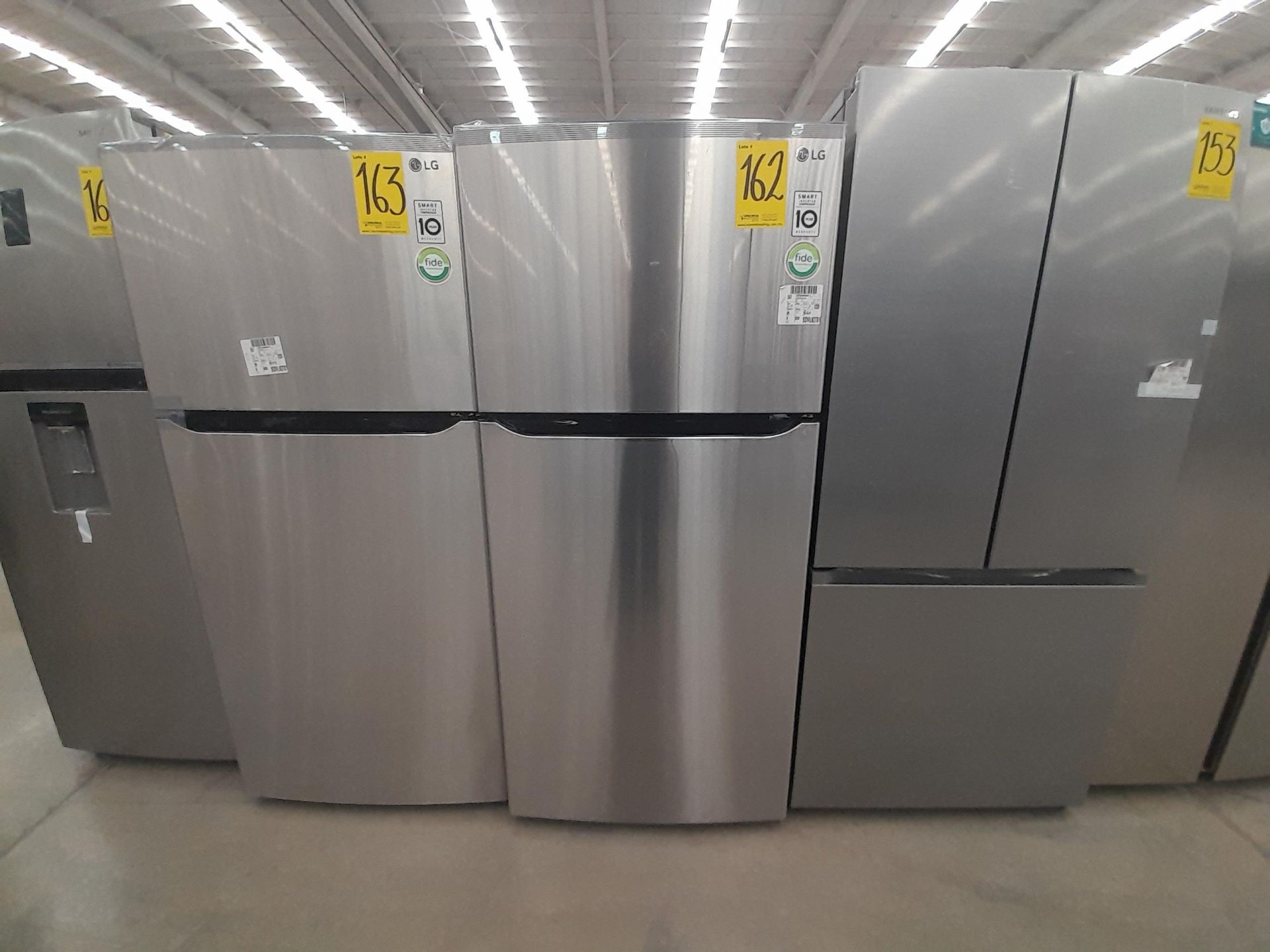 (NUEVO) Lote de 1 Refrigerador Marca LG, Modelo LT57BPSX, Serie J1R795, Color GRIS.