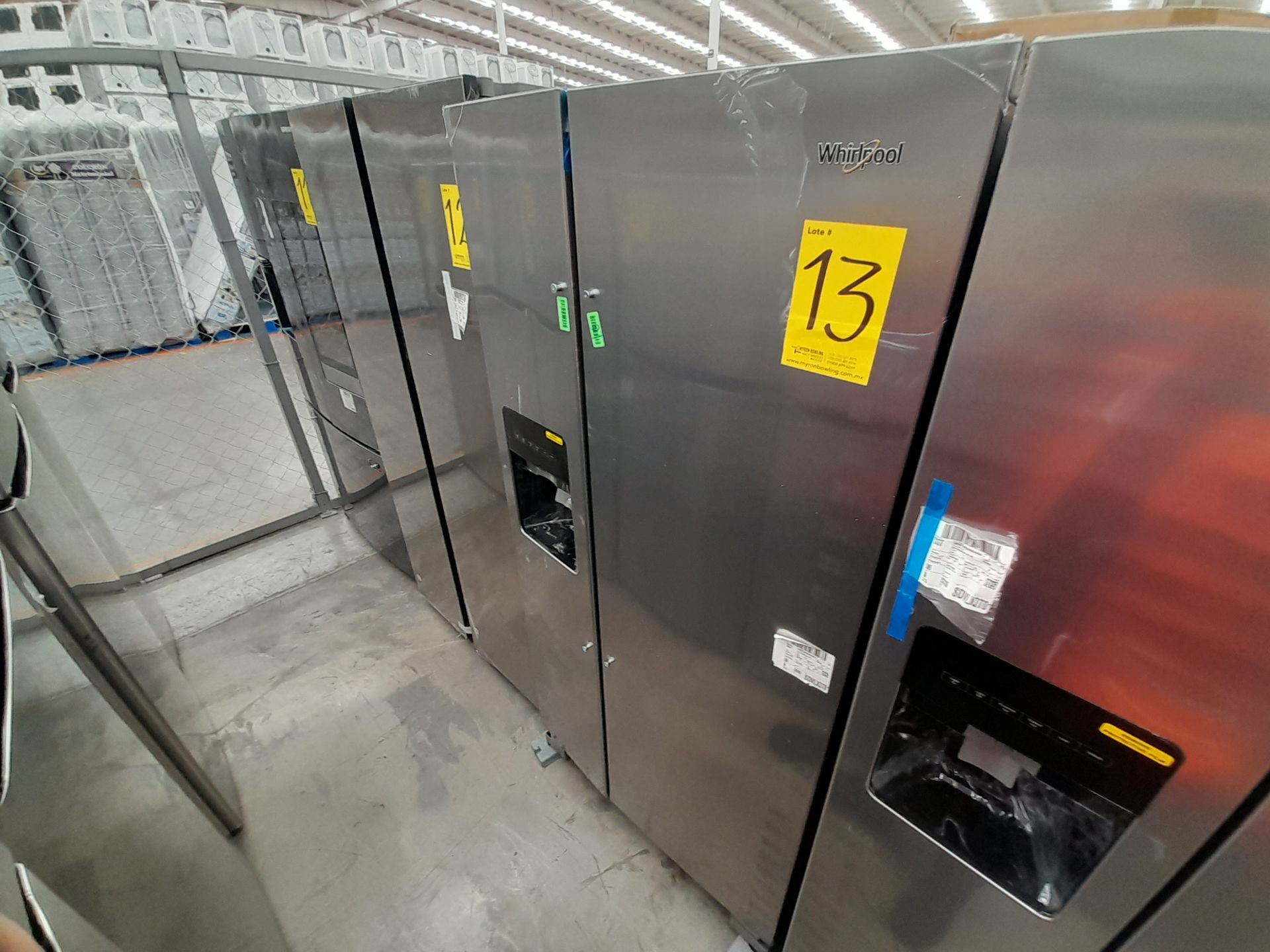(NUEVO) Lote de 1 Refrigerador con dispensador de agua/hielo Marca WHIRLPOOL, Modelo WD2620S, Serie - Image 2 of 5