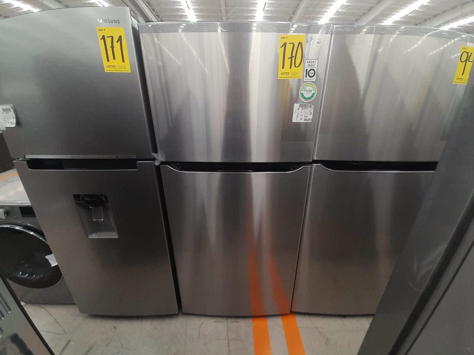 (NUEVO) Lote de 1 Refrigerador Marca LG, Modelo LT57BPSX, Serie N1E940, Color GRIS.