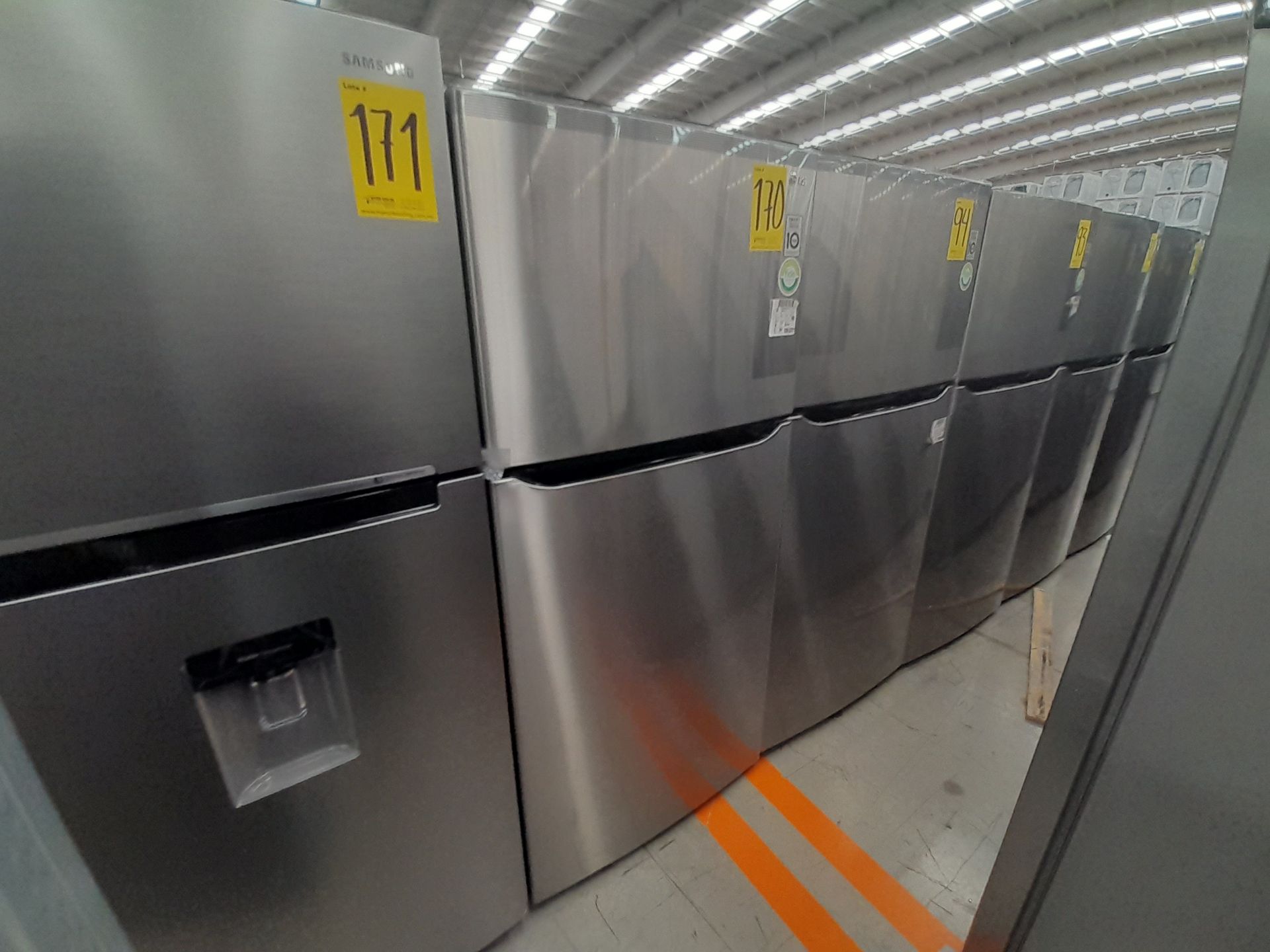 (NUEVO) Lote de 1 Refrigerador Marca LG, Modelo LT57BPSX, Serie N1E940, Color GRIS. - Image 3 of 6