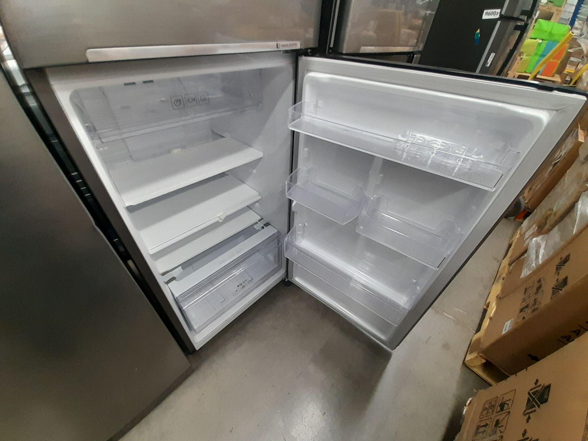 Lote de 2 refrigeradores contiene: 1 refrigerador Marca SAMSUNG, Modelo RT29A500JS8, Serie 03920W, - Image 5 of 8