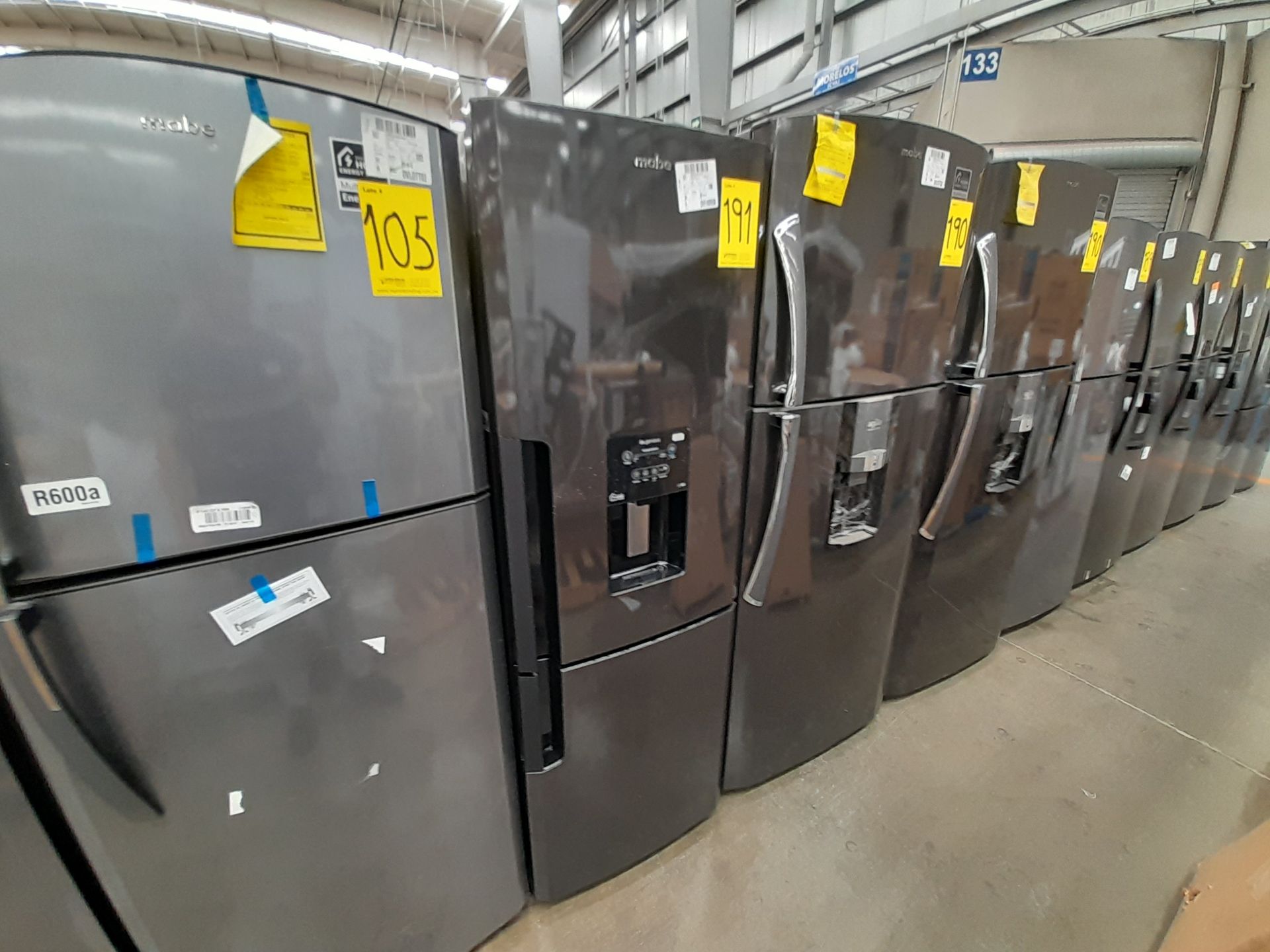 Lote de 1 refrigerador con dispensador de agua Marca MABE, Modelo 751398, Serie 05665, Color NE - Image 2 of 6