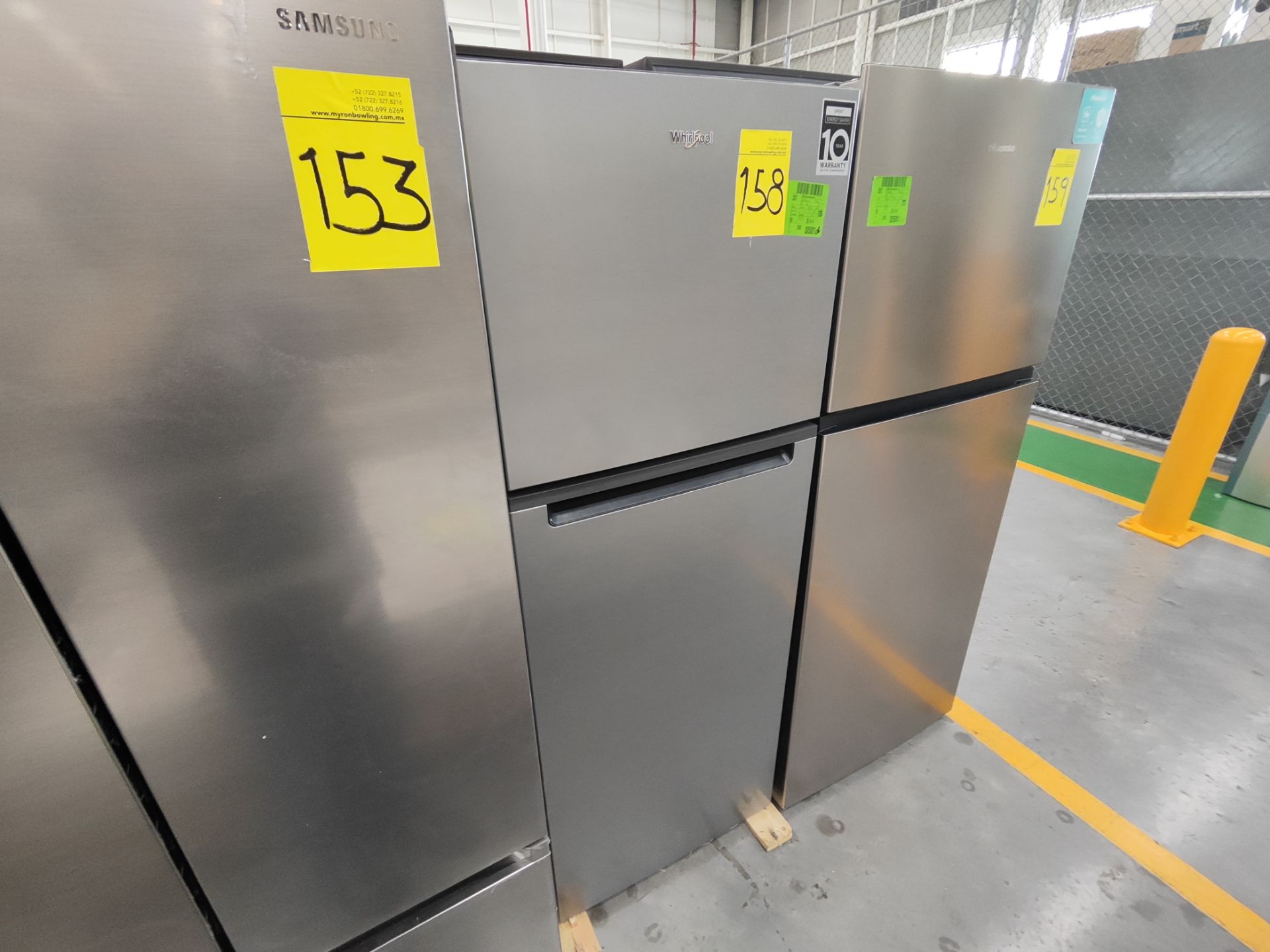 Lote de 1 Refrigerador Marca WHIRPOOL, Modelo WT1130M, Color GRIS (No se asegura su funcionamie - Image 3 of 4
