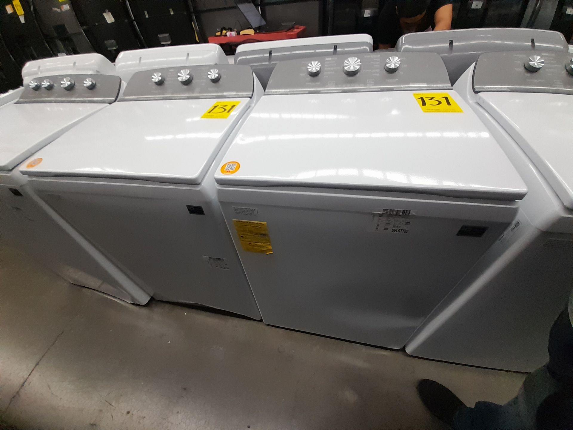 Lote de 2 lavadoras contiene: 1 lavadora de 18 KG, Marca WHIRPOOL, Modelo 8MWTW1813WJM0, Serie 5804