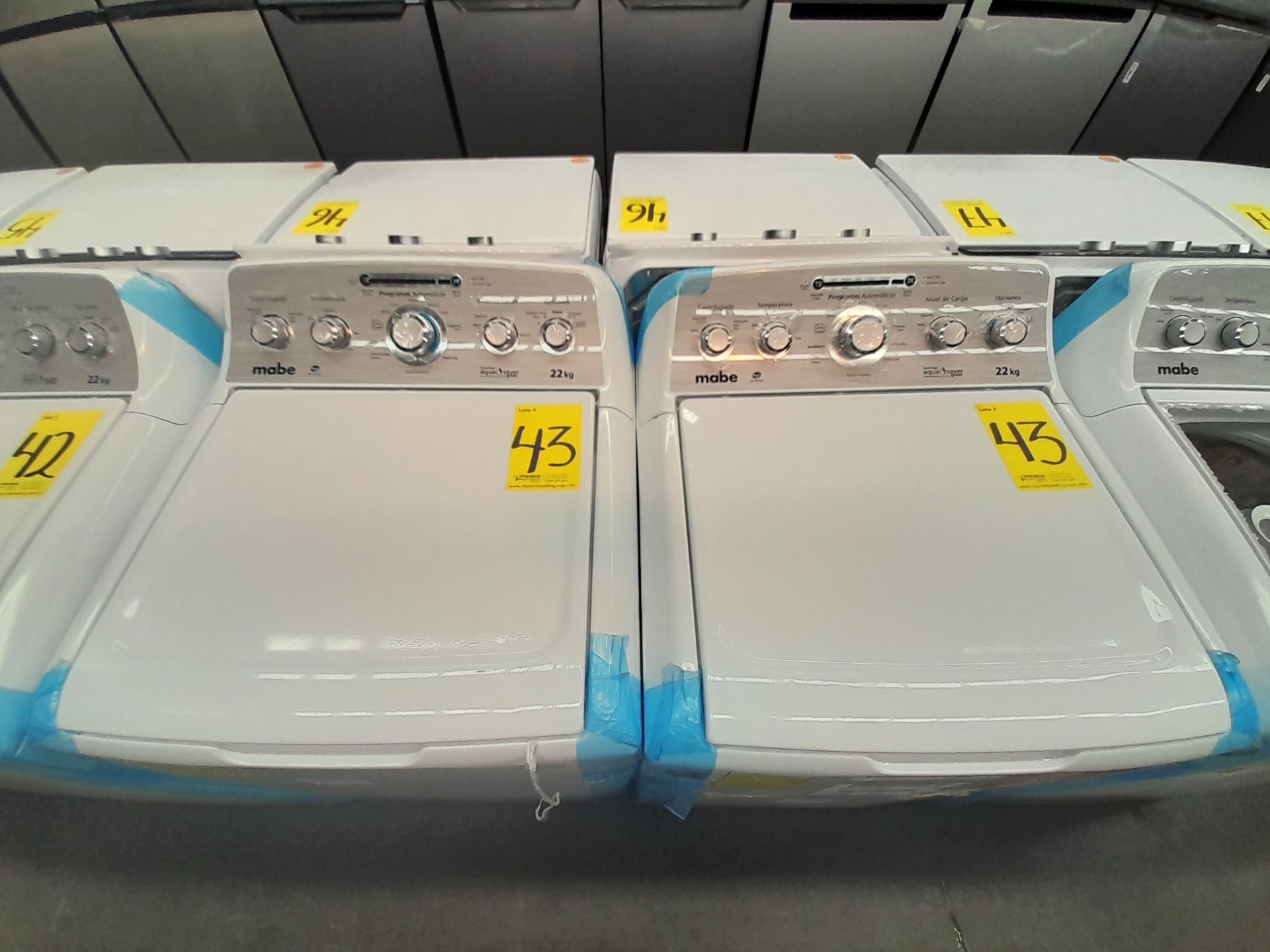 Lote de 2 lavadoras contiene: 1 lavadora de 22 KG, Marca MABE, Modelo LMA72215CBAB02, Serie S30259, - Image 4 of 6