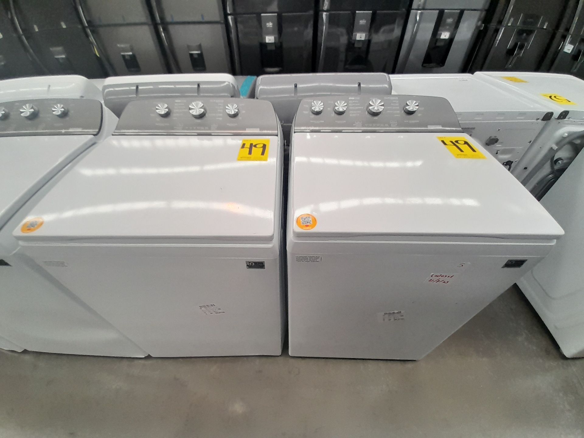 Lote de 2 lavadoras contiene: 1 lavadora de 20 KG, Marca WHIRPOOL, Modelo 8MWTW2024MJM0, Serie ND,