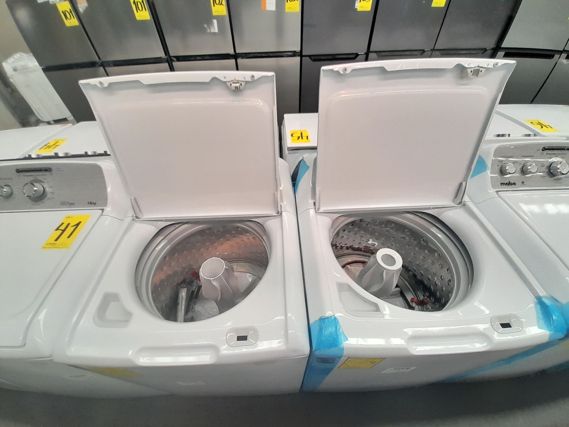 Lote de 2 lavadoras contiene: 1 lavadora de 22 KG, Marca MABE, Modelo LMA72215CBAB02, Serie S02700, - Image 5 of 6