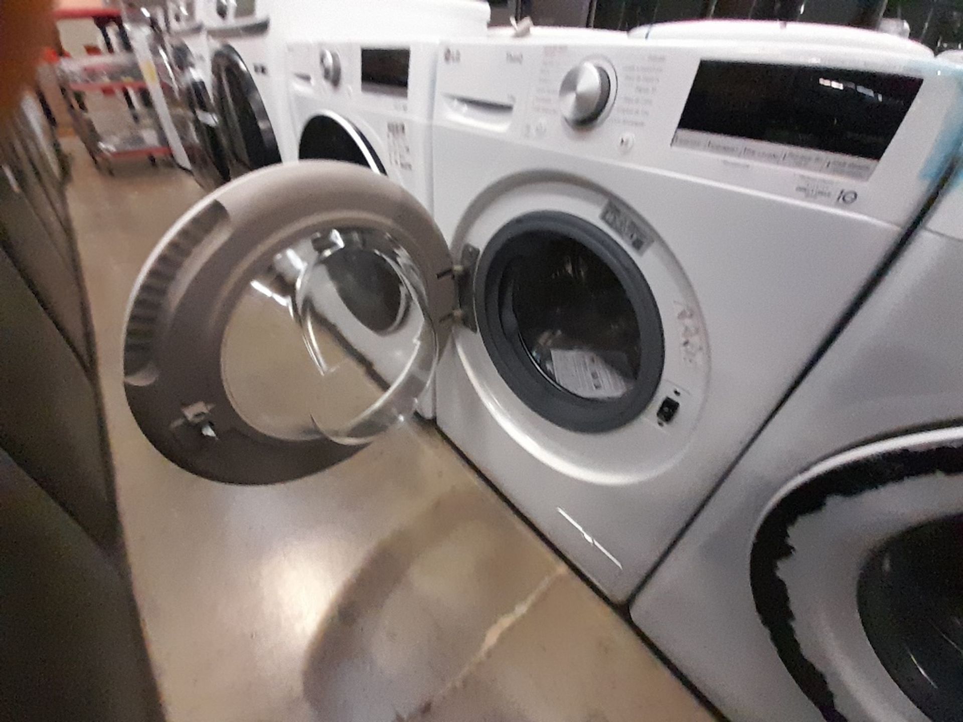 Lote de 2 lavadoras contiene: 1 lavadora de 12 KG, Marca LG, Modelo WM12WVC4S6, Serie ND, Color BLA - Image 5 of 6