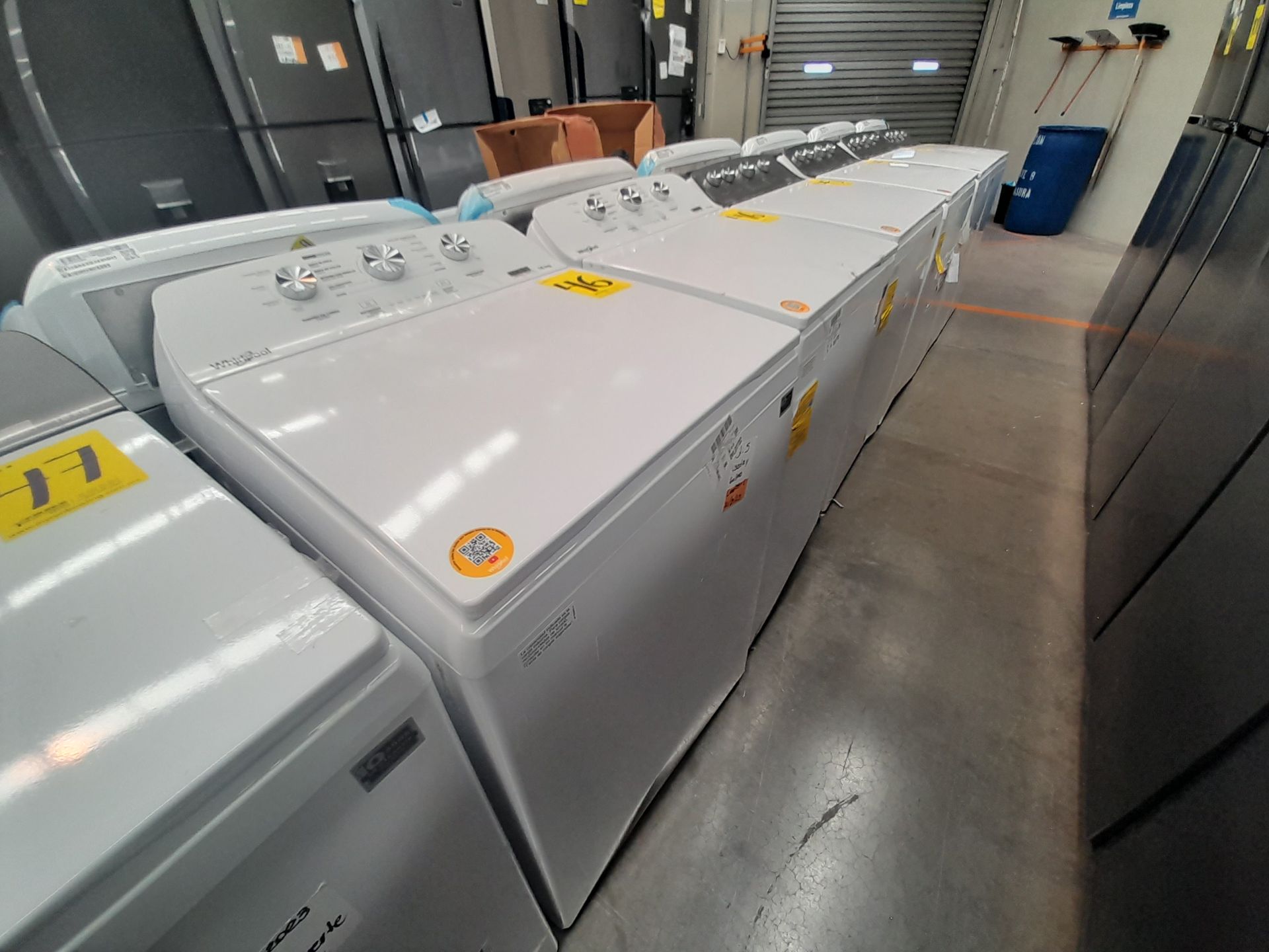 Lote de 2 lavadoras contiene: 1 lavadora de 17 KG, Marca WHIRPOOL, Modelo 8MWTW1713MJQ1, Serie ND, - Image 3 of 6