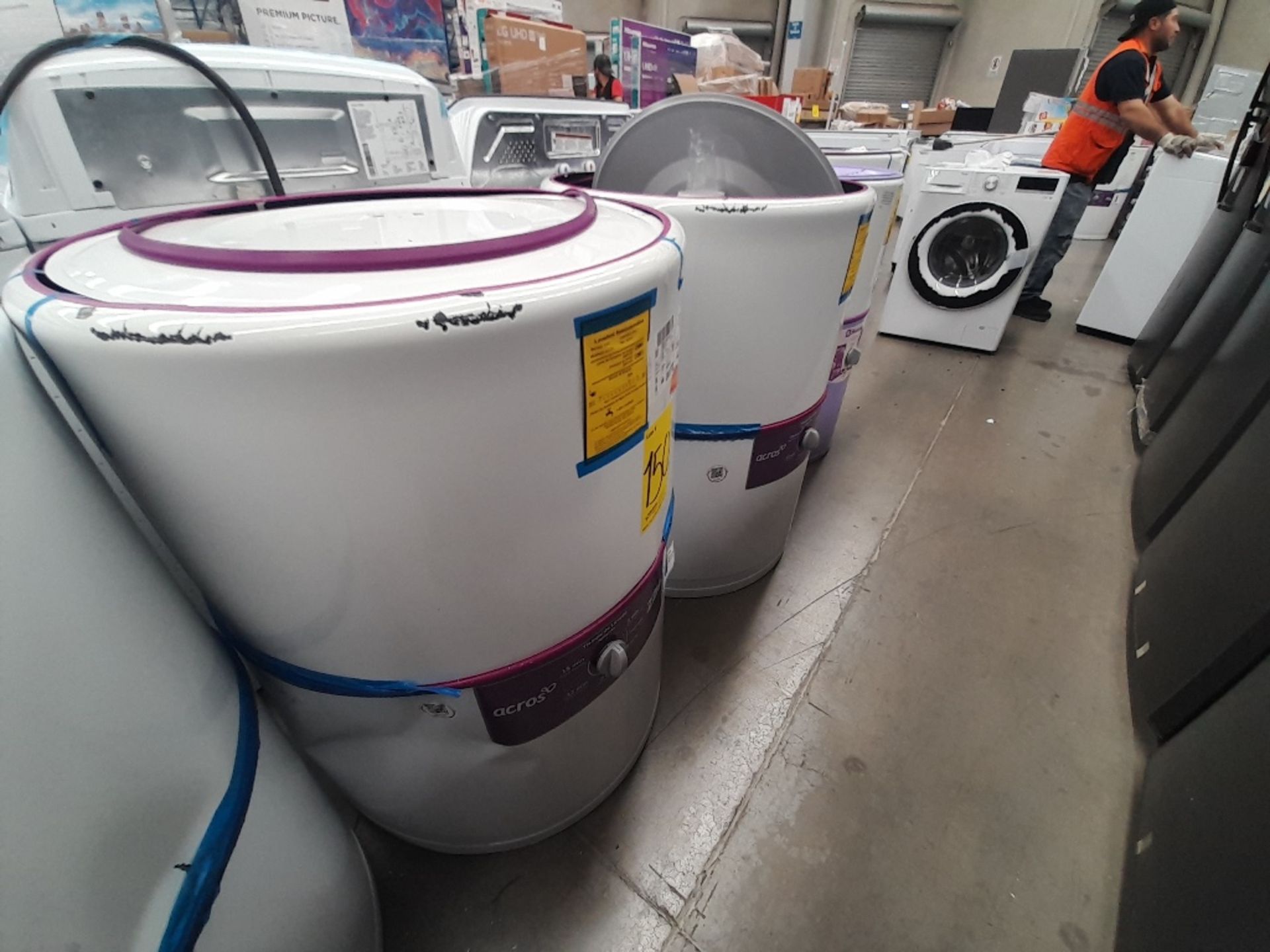 Lote de 3 lavadoras contiene: 1 lavadora de 22 KG, Marca ACROS, Modelo ALF2253, Serie ND, Color BLA - Image 3 of 5