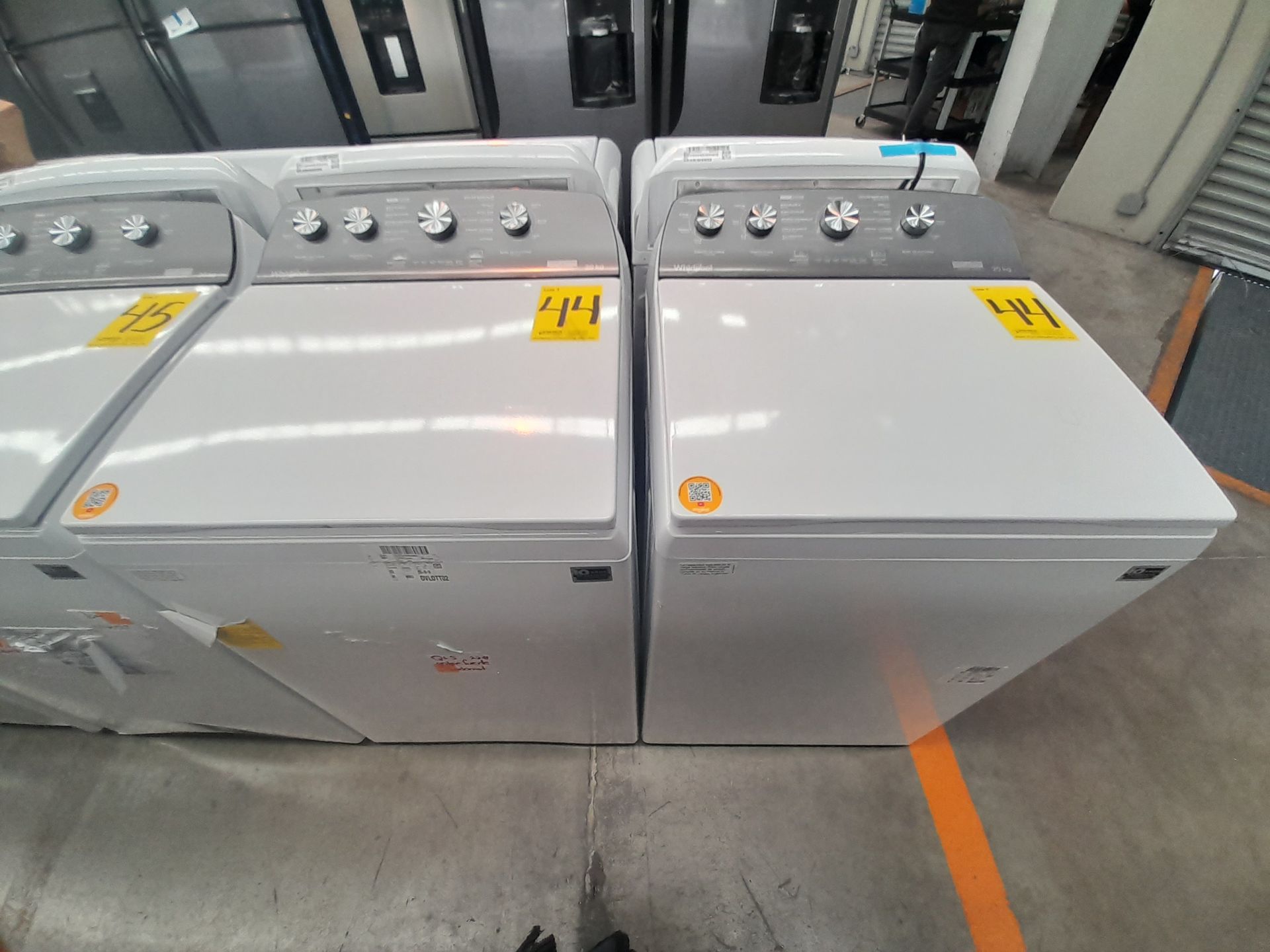 Lote de 2 lavadoras contiene: 1 lavadora de 20 KG, Marca WHIRPOOL, Modelo 8MWTW2024MJM0, Serie 1398