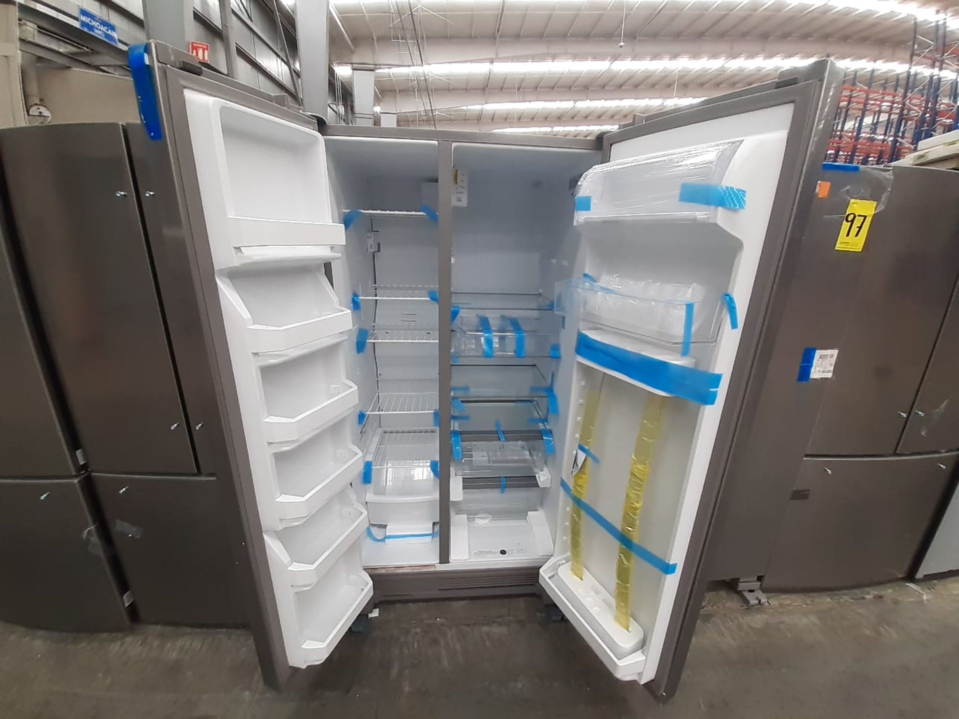 (Nuevo) Lote de 1 Refrigerador sin Dispensador de Agua Marca WHIRLPOOL, Modelo WD56C0S, Serie 82188 - Image 4 of 5