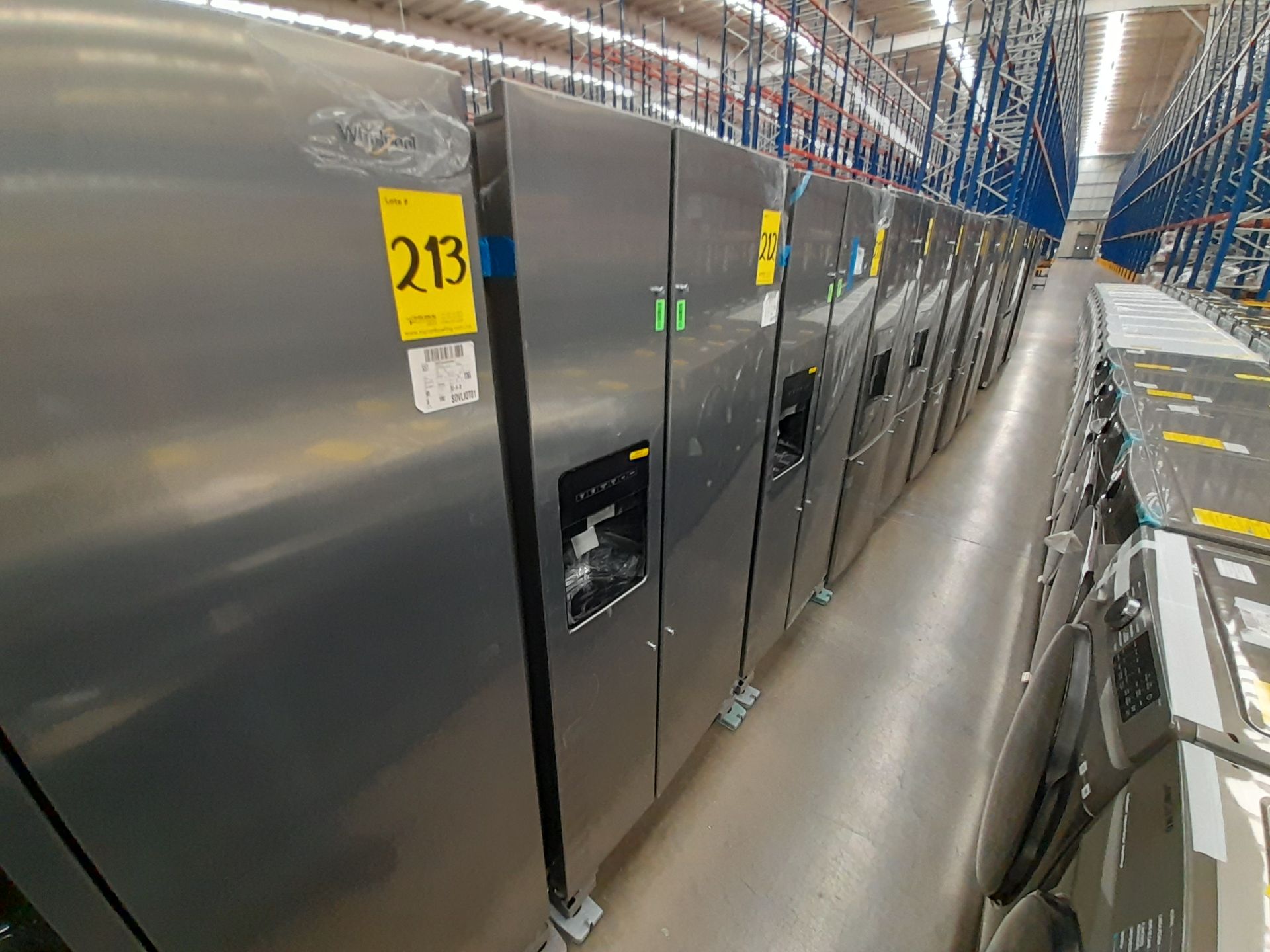 (Nuevo) Lote de 1 Refrigerador con Dispensador de Agua Marca WHIRLPOOL, Modelo WD2620S, Serie ND, C - Image 2 of 5