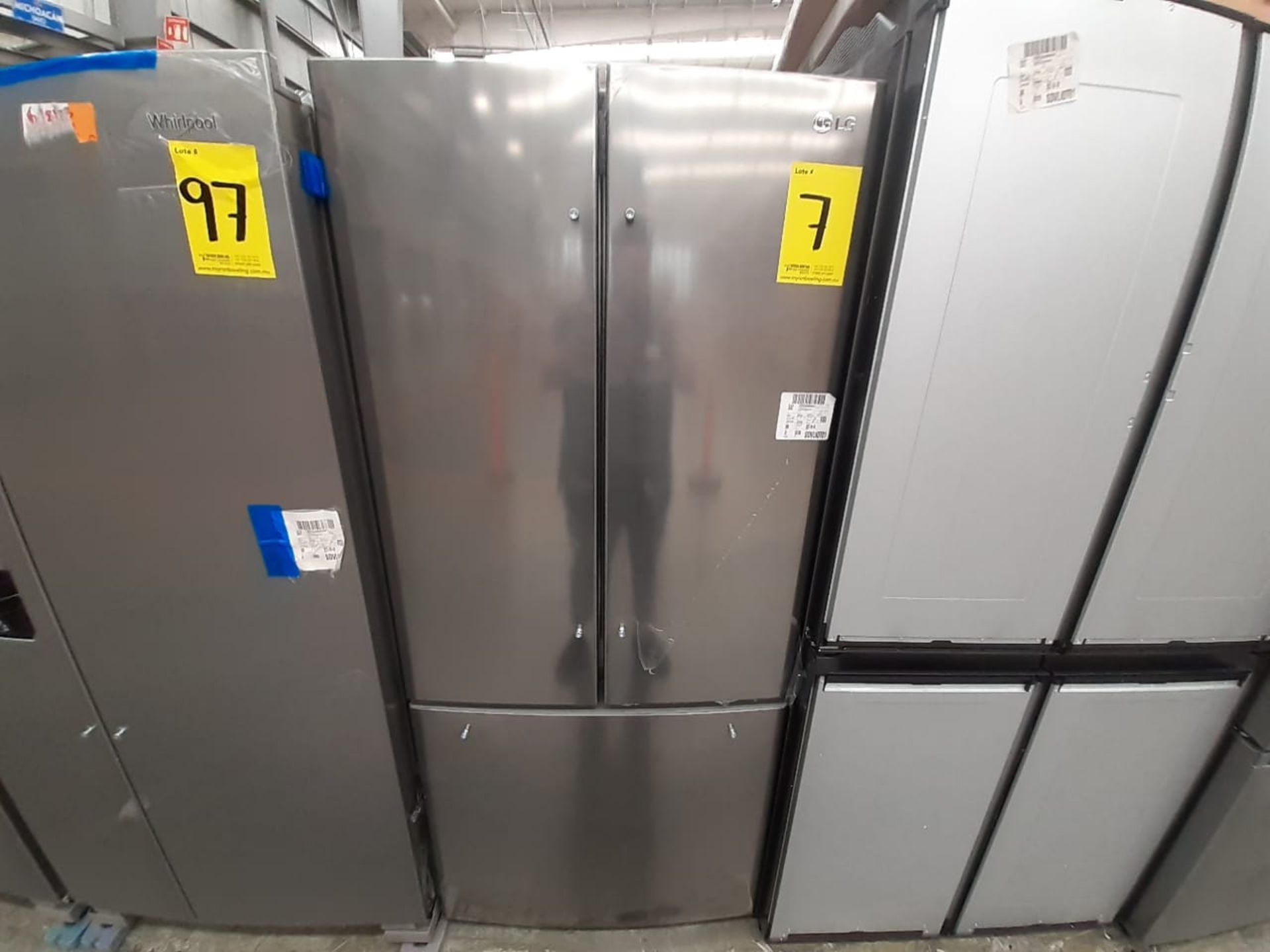 (Nuevo) Lote de 1 Refrigerador sin Dispensador de Agua Marca LG, Modelo GM22BIP, Serie Q1A712, Colo
