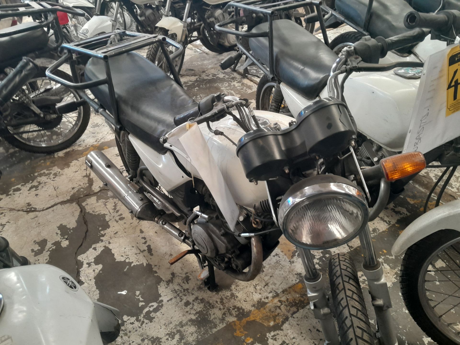 Lote de 2 Motocicletas contiene: 1 Motocicleta de trabajo usada Marca Yamaha YB 125, Modelo 2015, N - Image 8 of 11