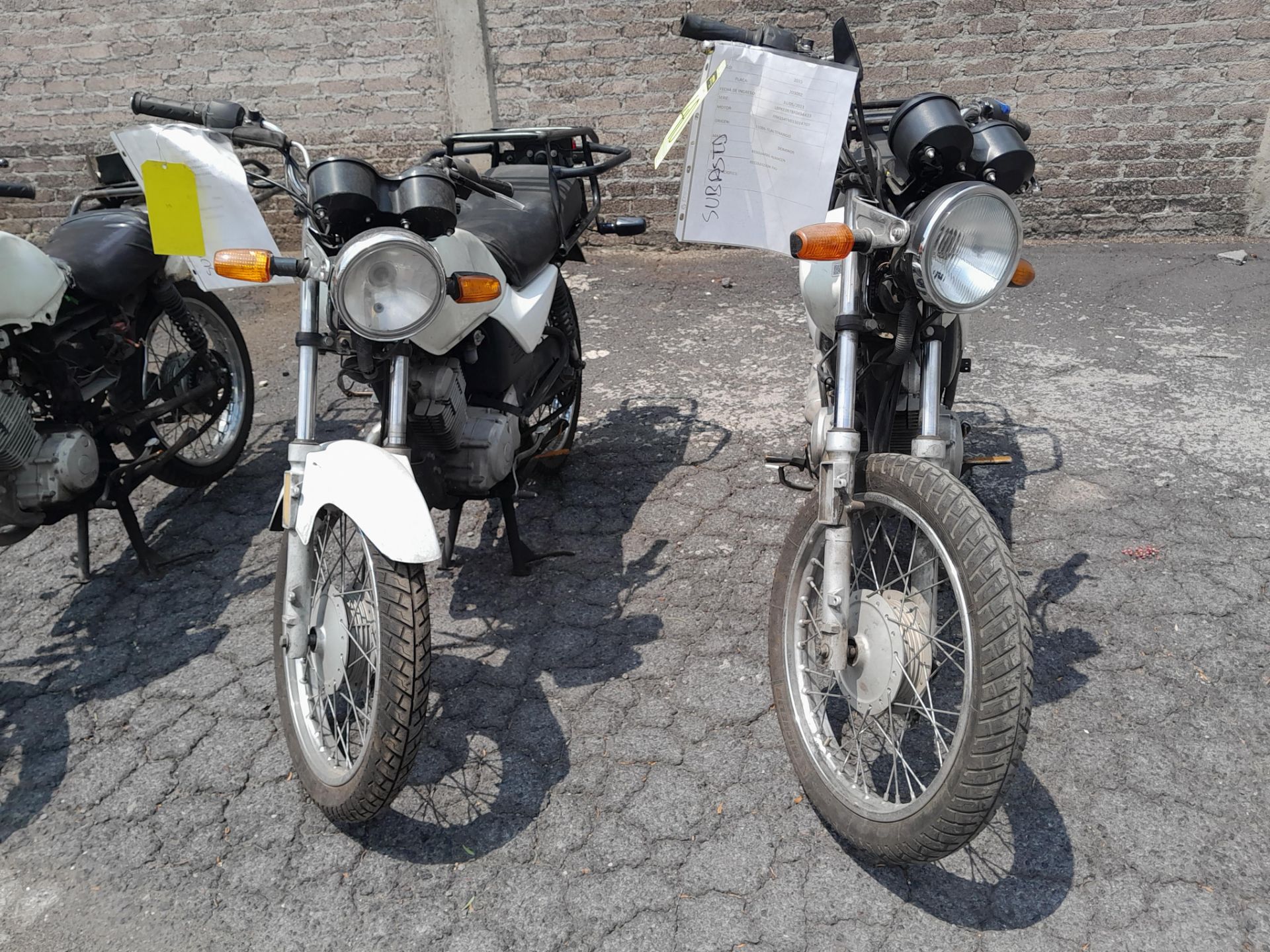 Lote de 2 Motocicletas contiene: 1 Motocicleta de trabajo usada Marca Yamaha YB 125, Modelo 2015, N