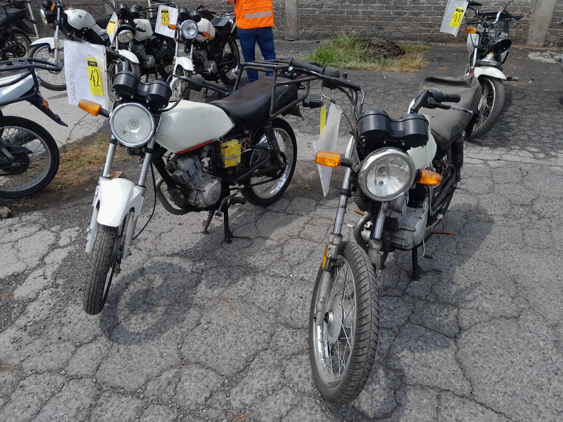 Lote de 2 Motocicletas contiene: 1 Motocicleta de trabajo usada Marca Yamaha YB 125, Modelo 2016, N