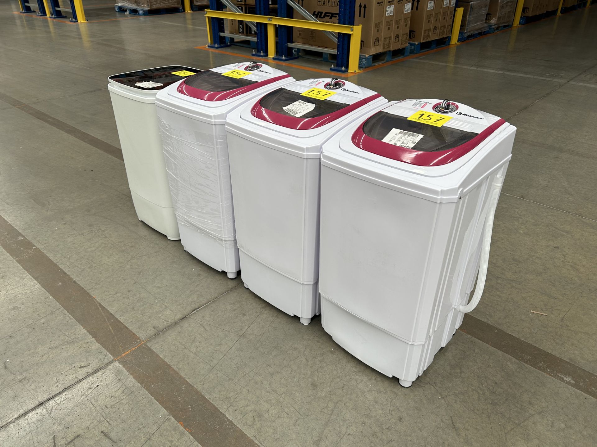 Lote de 4 lavadoras contiene: 1 secador centrifugado Marca KOBLENZ, Modelo SCK55; 1 secador centrif - Image 2 of 5