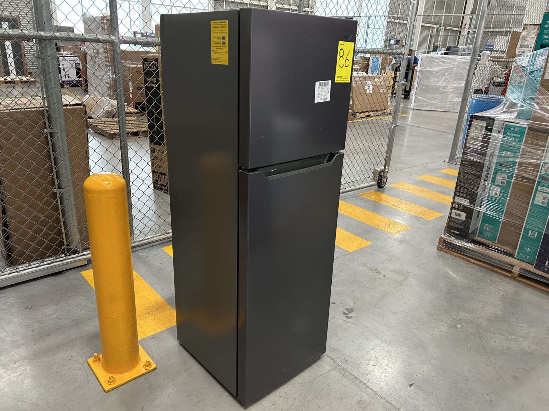 Lote de 2 refrigeradores contiene: 1 refrigerador Marca MABE, Modelo RME360FX, Serie 06730, Color G - Image 8 of 12